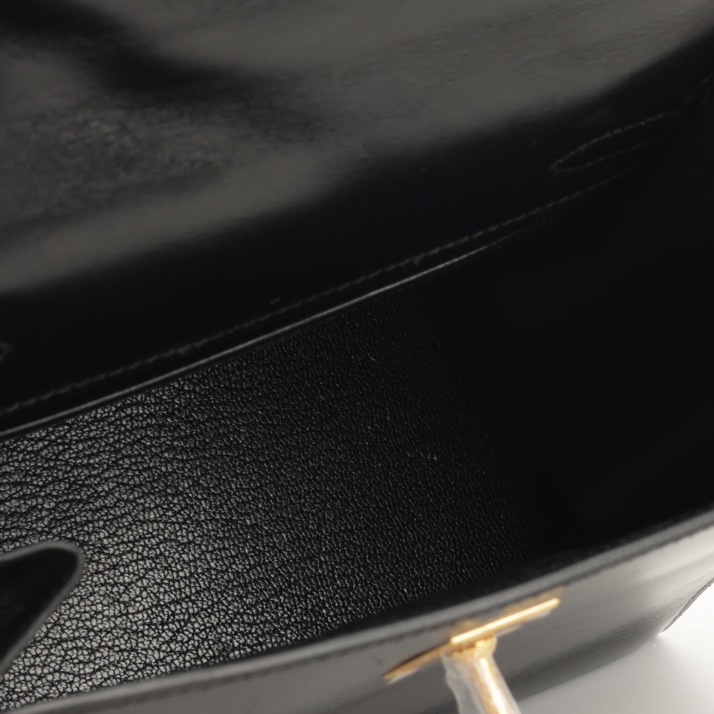 Hermès Vintage Kelly 20 - Black Box Calf | Gold Hardware