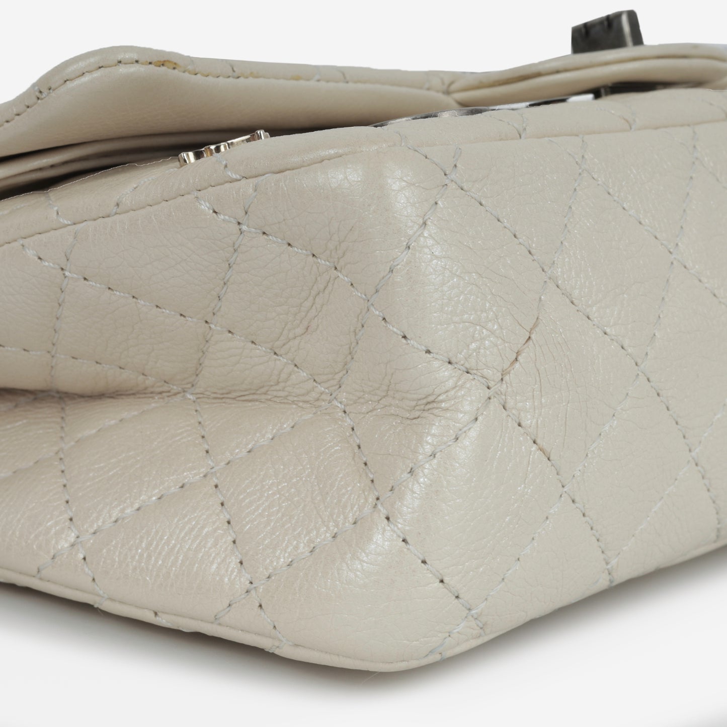Chanel 2.55 Re-issue 225 Lucky Charms - Ivory Calfskin | Rhodium Hardware