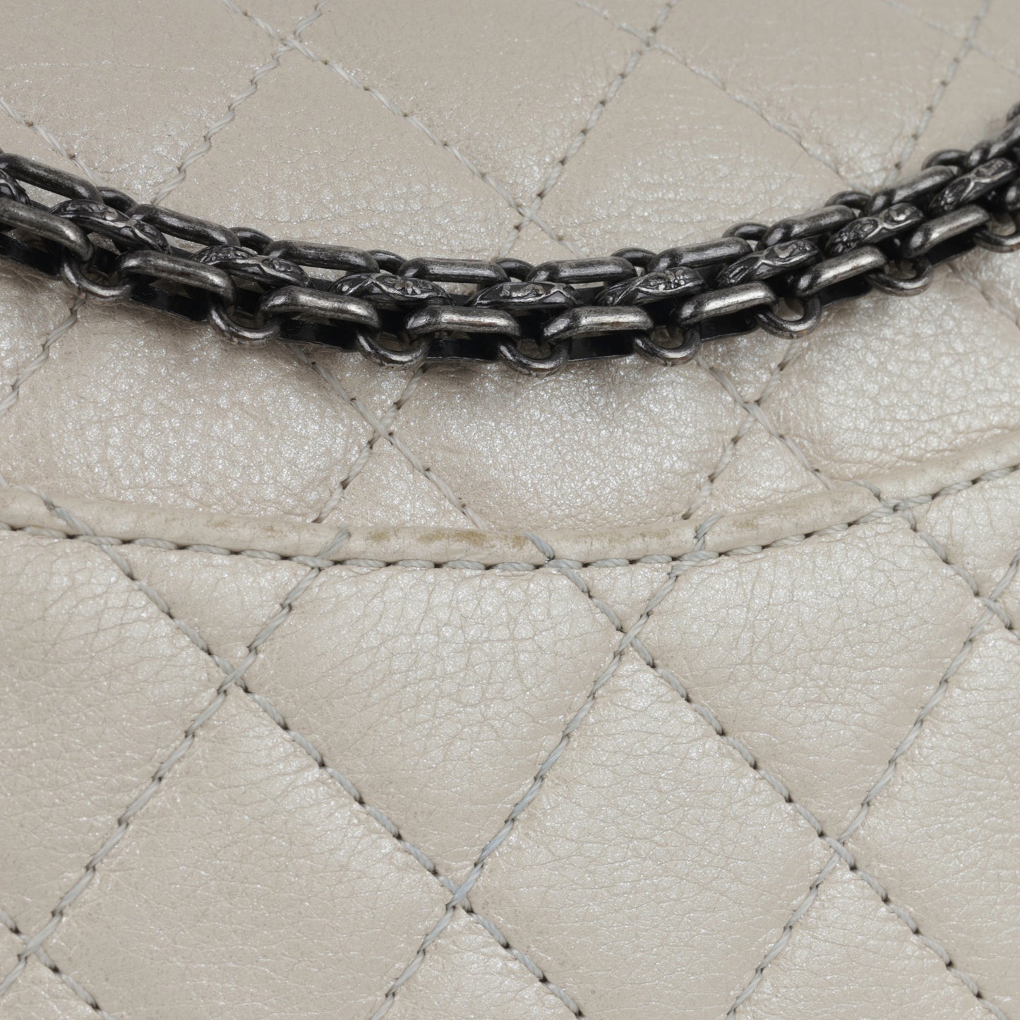 Chanel 2.55 Re-issue 225 Lucky Charms - Ivory Calfskin | Rhodium Hardware