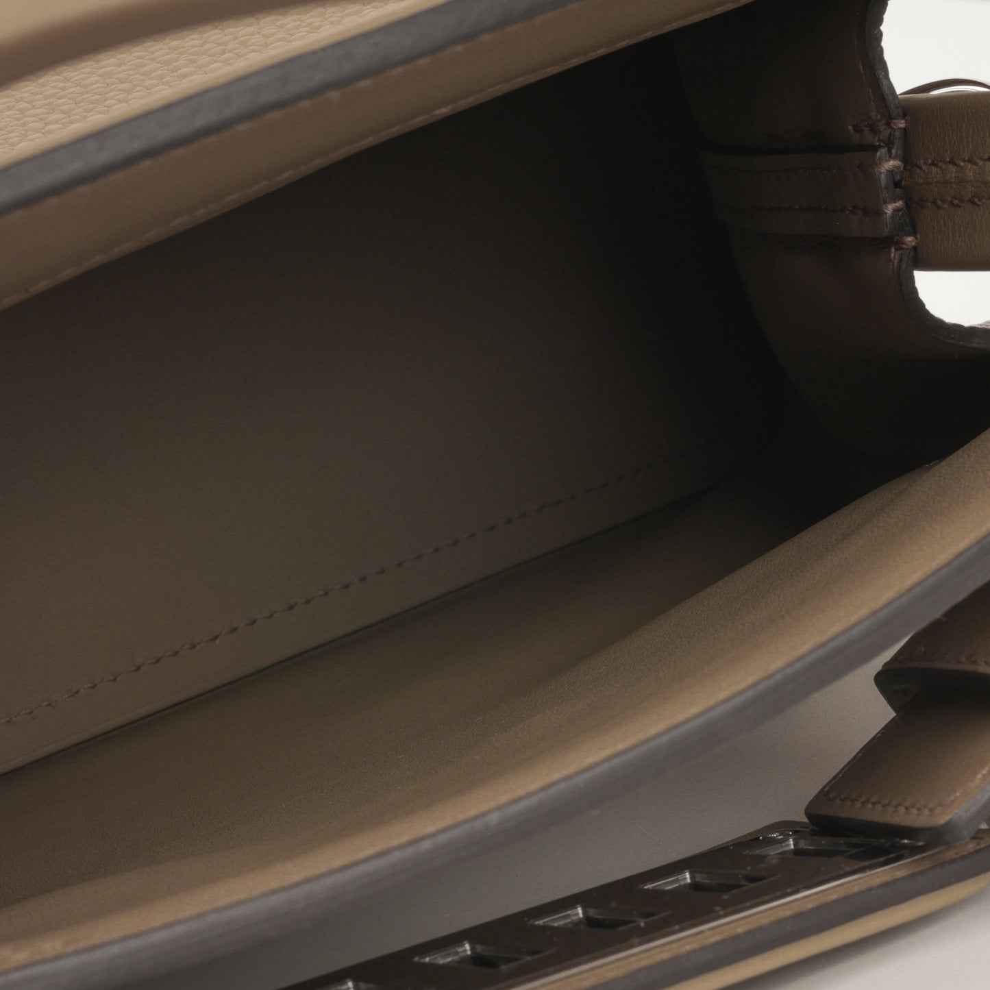 Hermès Medor Bag - Beige Marfa Togo / Swift | Palladium Hardware