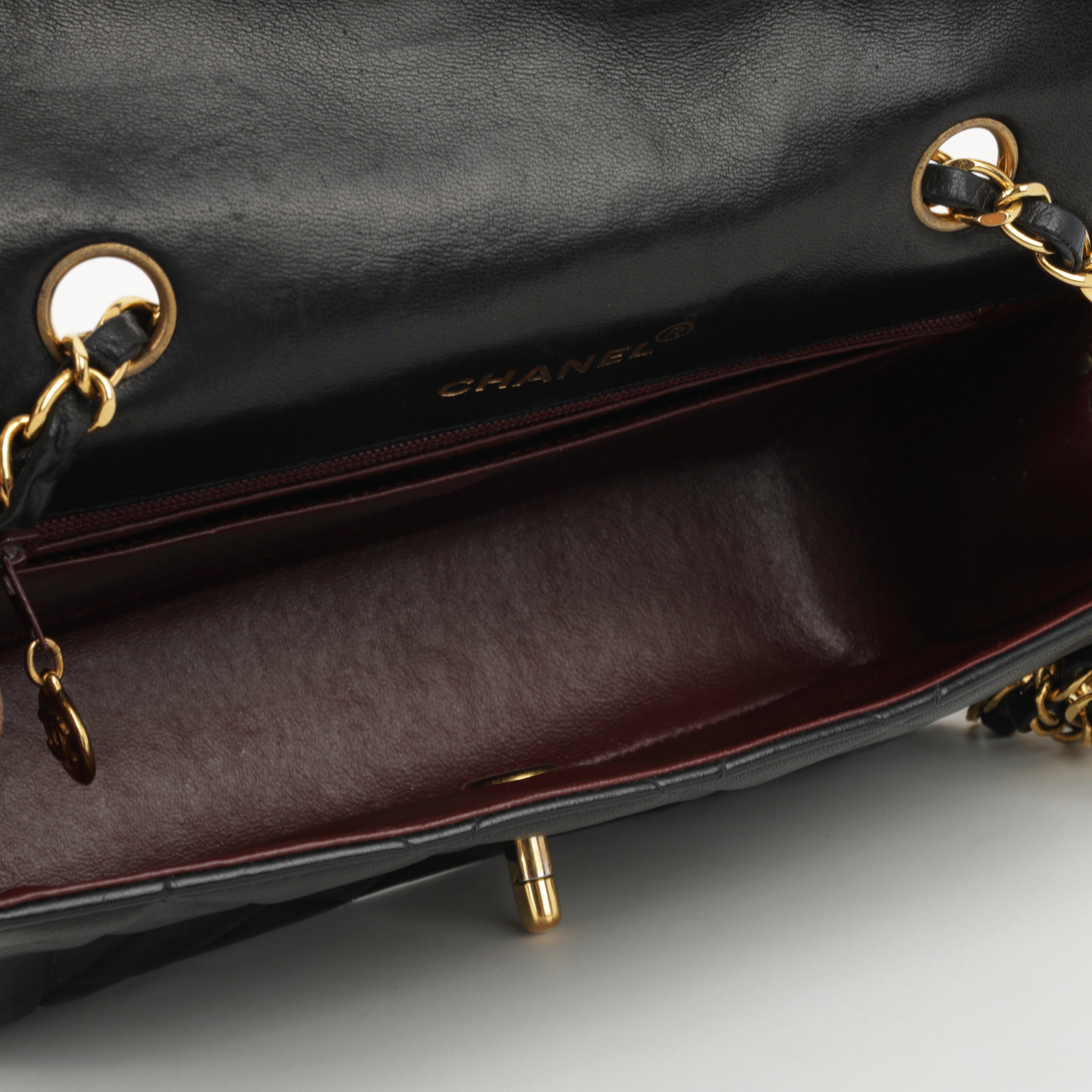 Rare Chanel Vintage Small Diana Flap - Black Lambskin | Gold