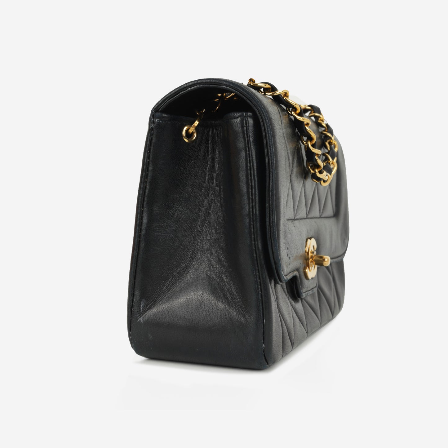 Chanel Vintage Small Diana Flap - Black Lambskin | Gold Hardware