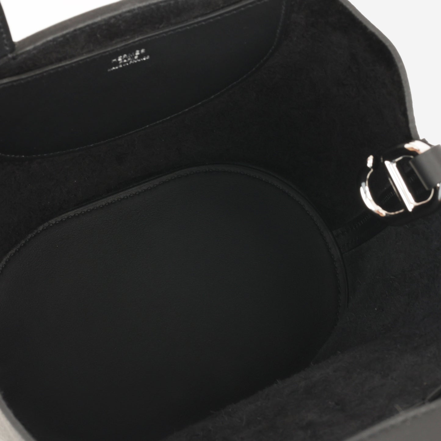 Hermès In-The-Loop 18 Bag - Black Clemence/Swift | Palladium Hardware