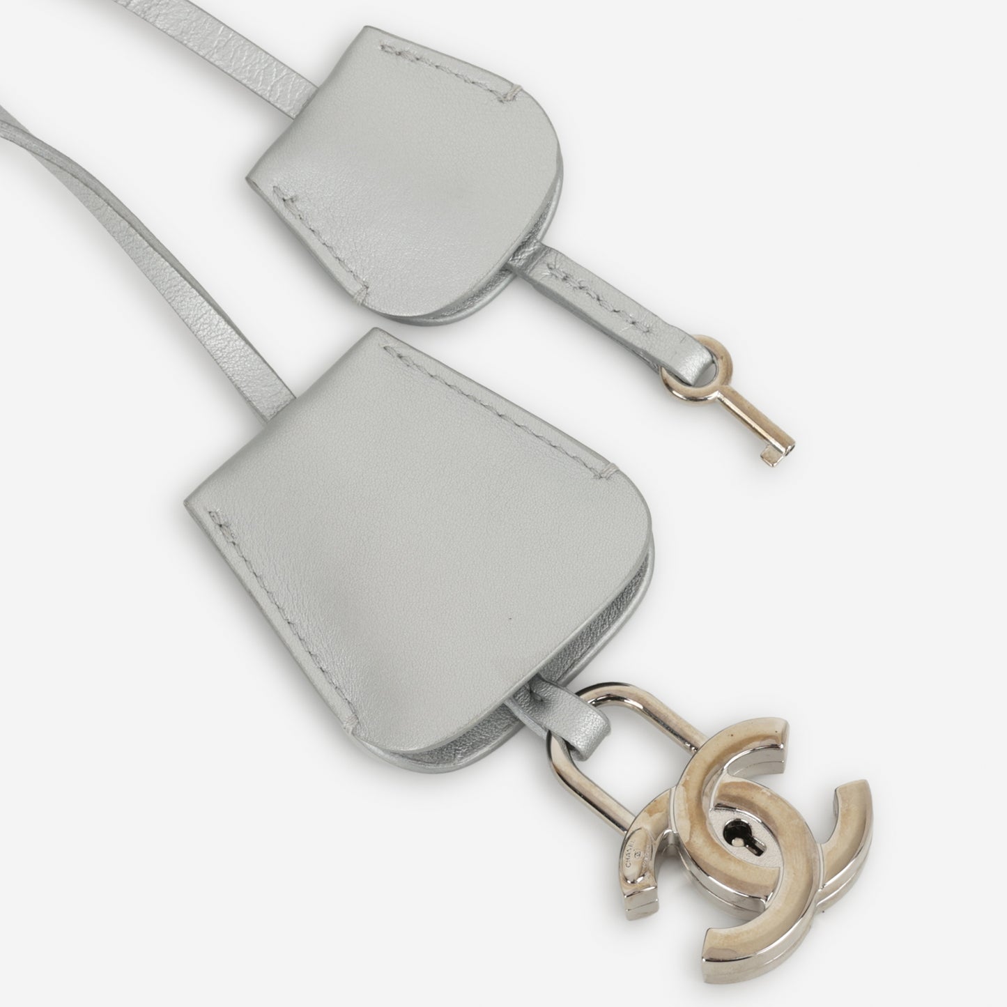 Chanel Medium Filigree Vanity Case - Silver Caviar | Silver Hardware