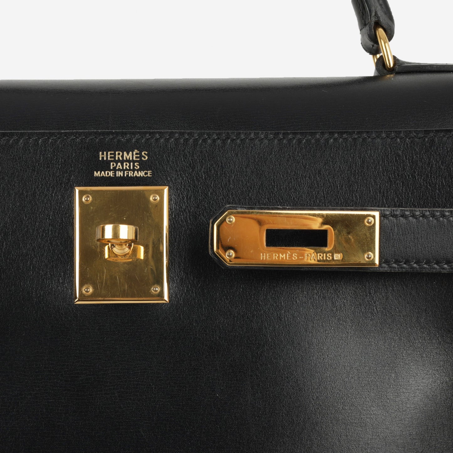 Hermès Vintage Kelly 32 Retourne - Black Box Calf | Gold Hardware