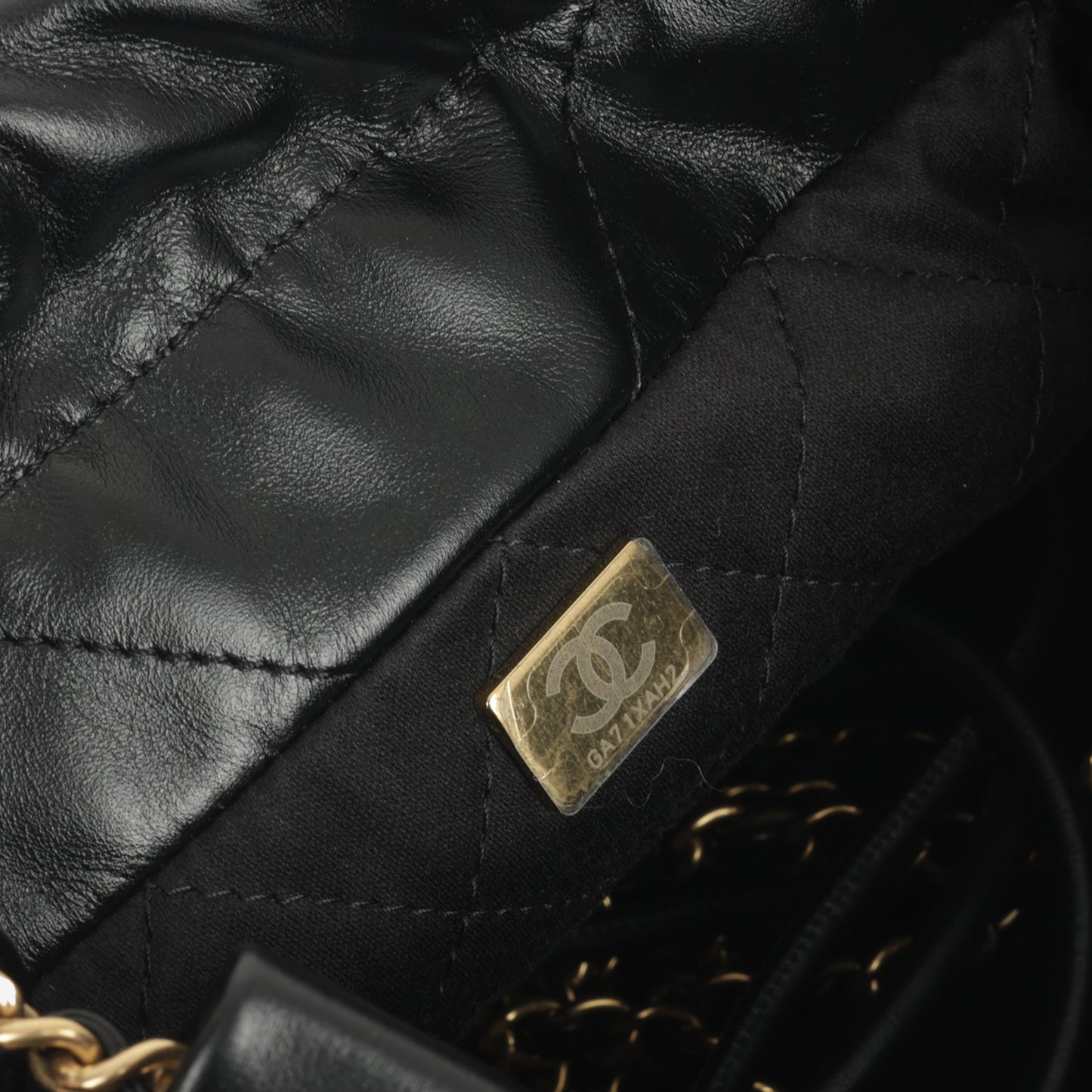 Chanel Mini 22 - Black Calfskin | Gold Hardware