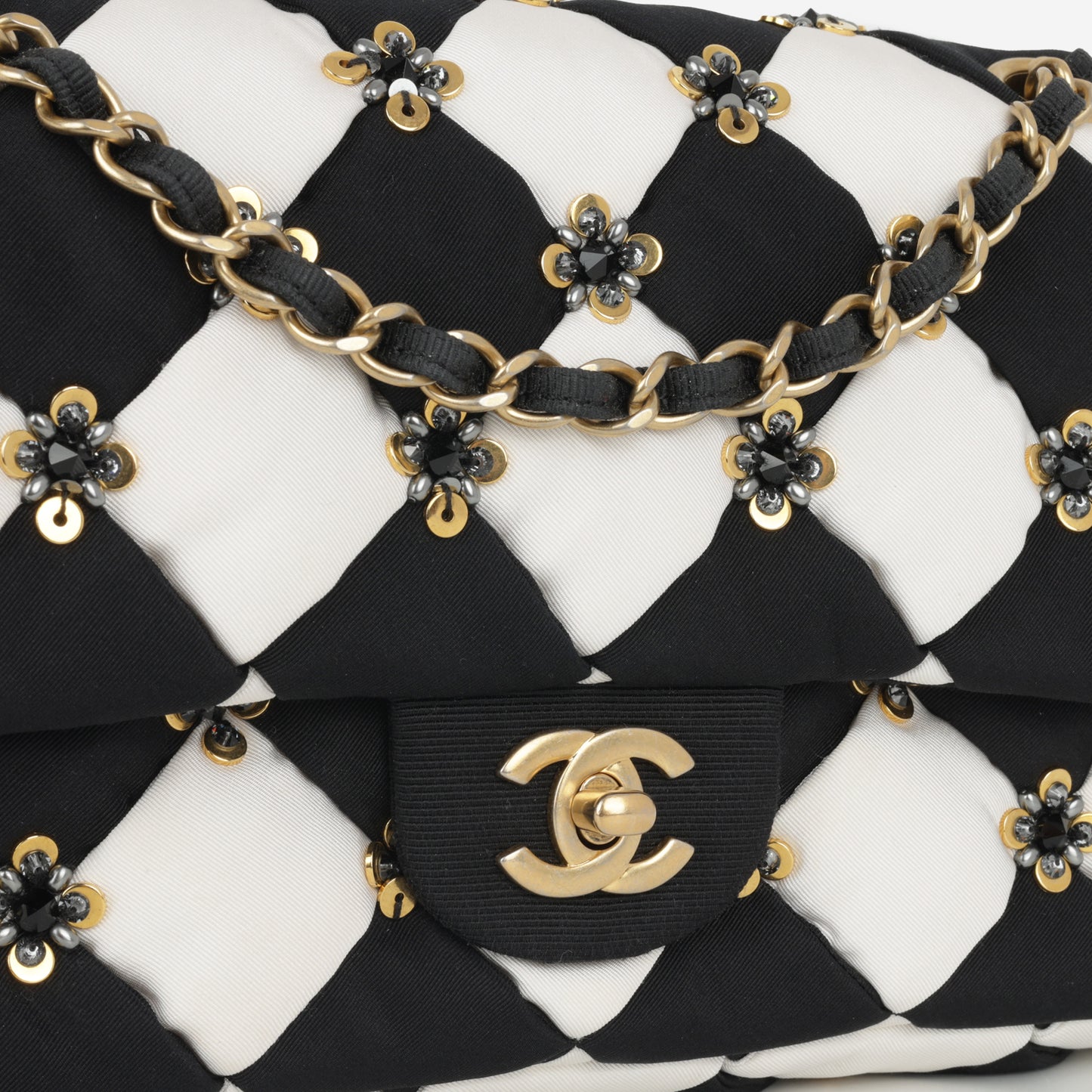 Chanel Metiers D'art Fall 2021 Flap - Black / White Fabric | Gold Hardware