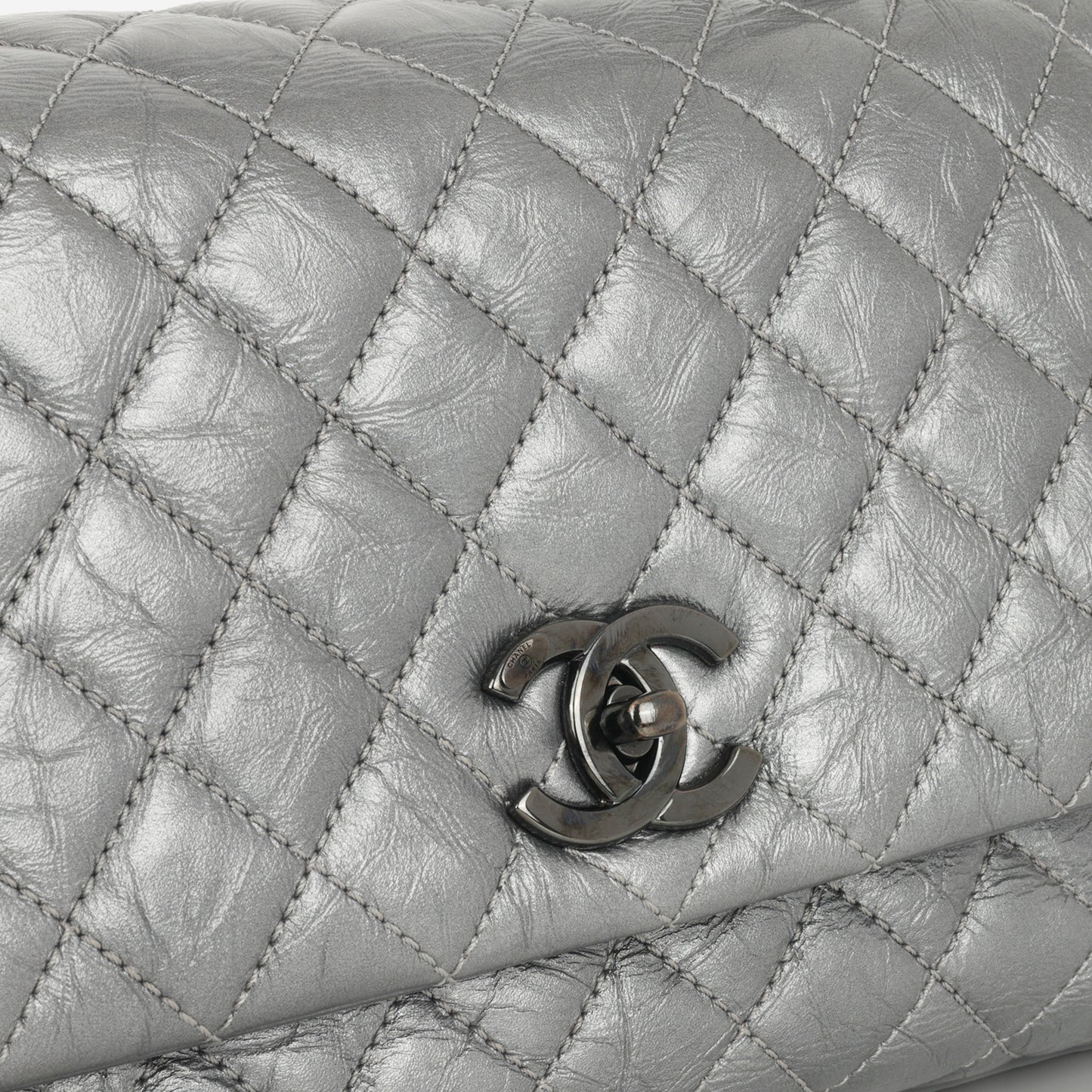 Chanel Medium Coco Handle - Silver Crumpled Calfskin | Black Hardware