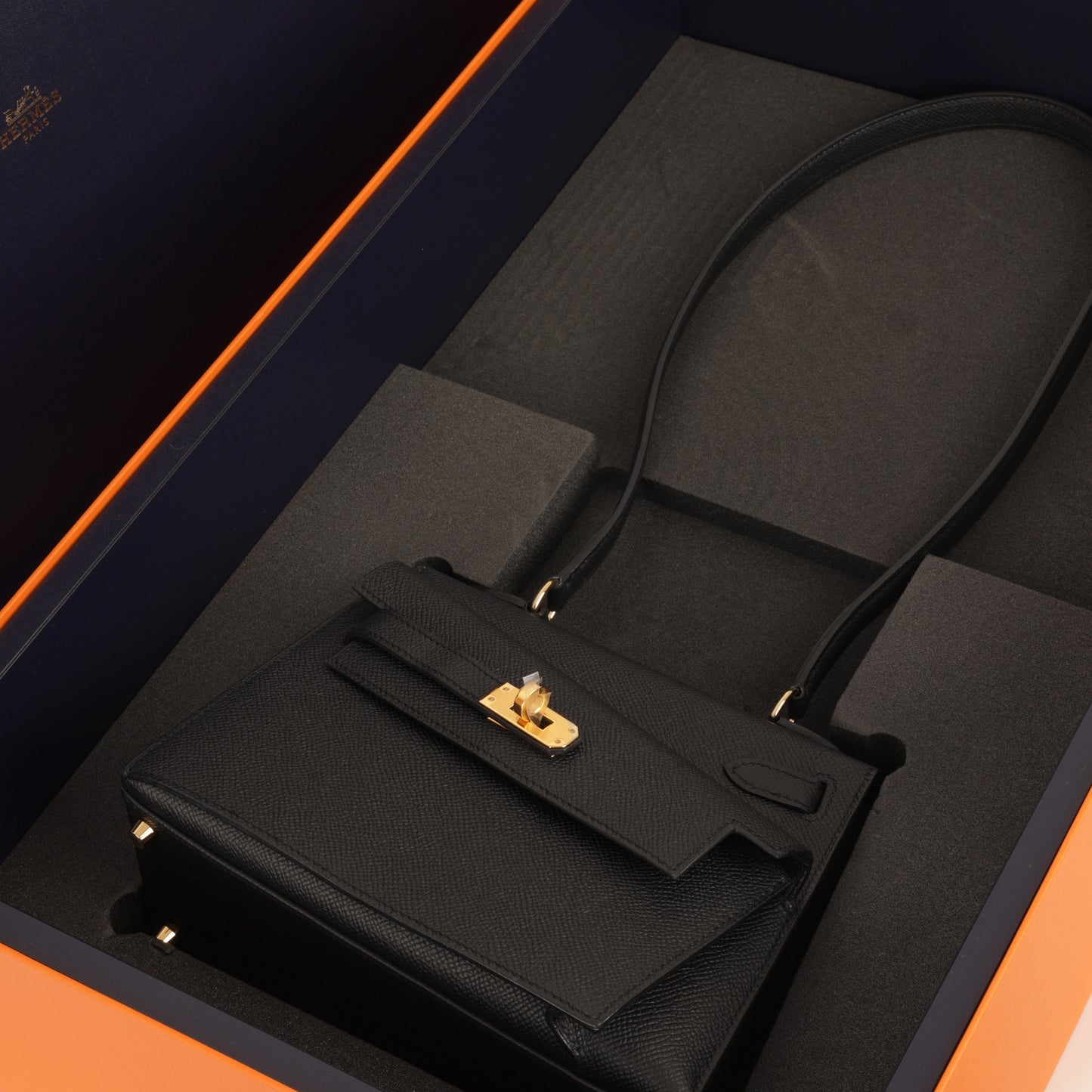 Hermès Kelly Desordre - Black Epsom | Gold Hardware