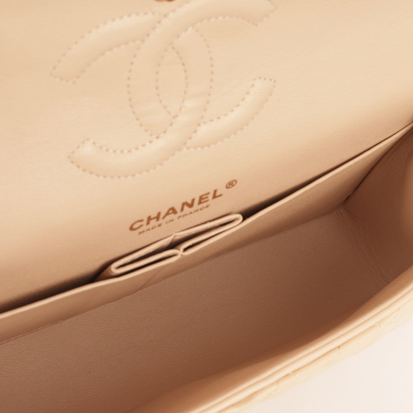 Chanel Medium Classic Flap - Beige Lambskin | Gold Hardware
