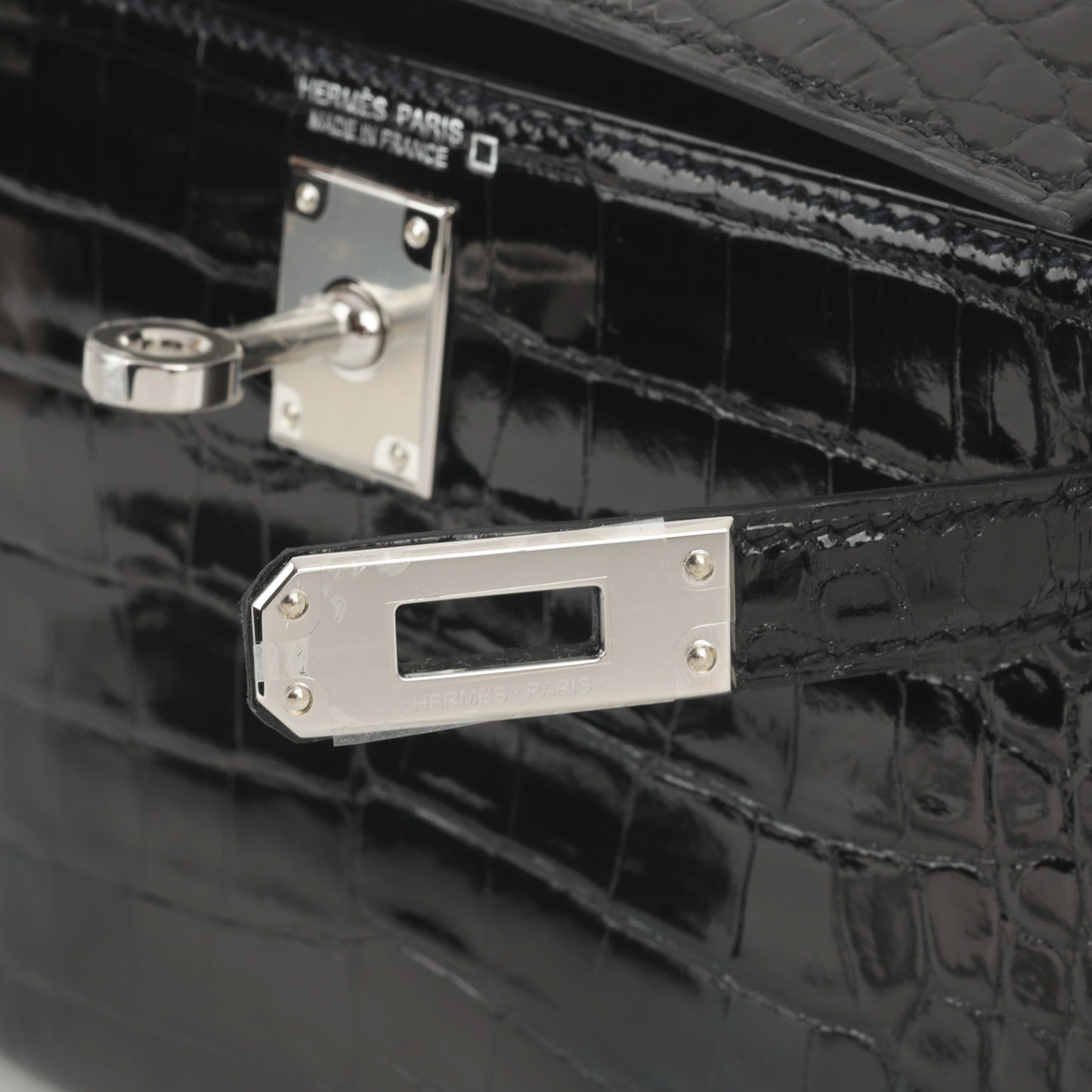 Hermès Mini Kelly - Black Shiny Alligator | Palladium Hardware