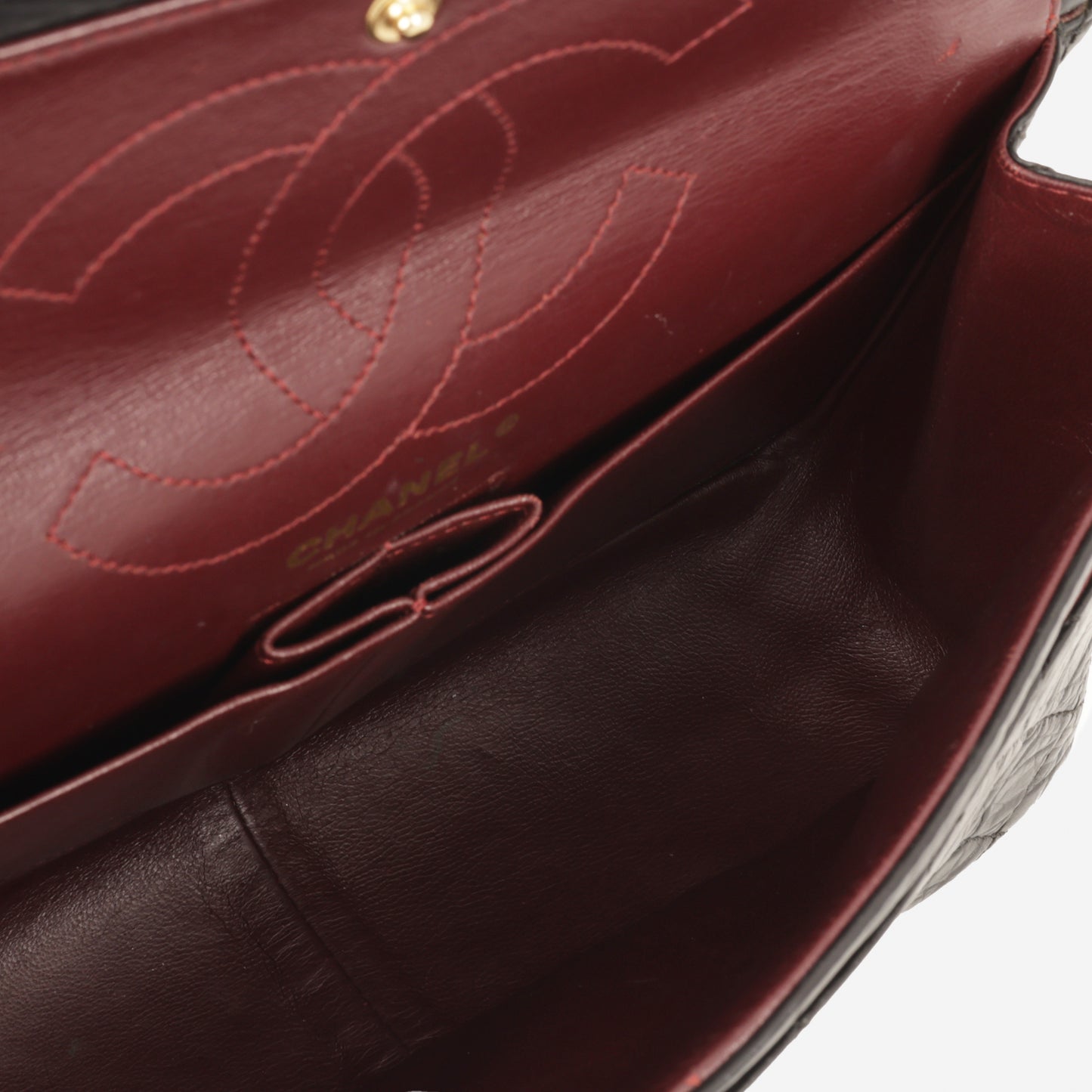 Chanel 2.55 Reissue 226 - Black Crumpled Calfskin | Gold Hardware