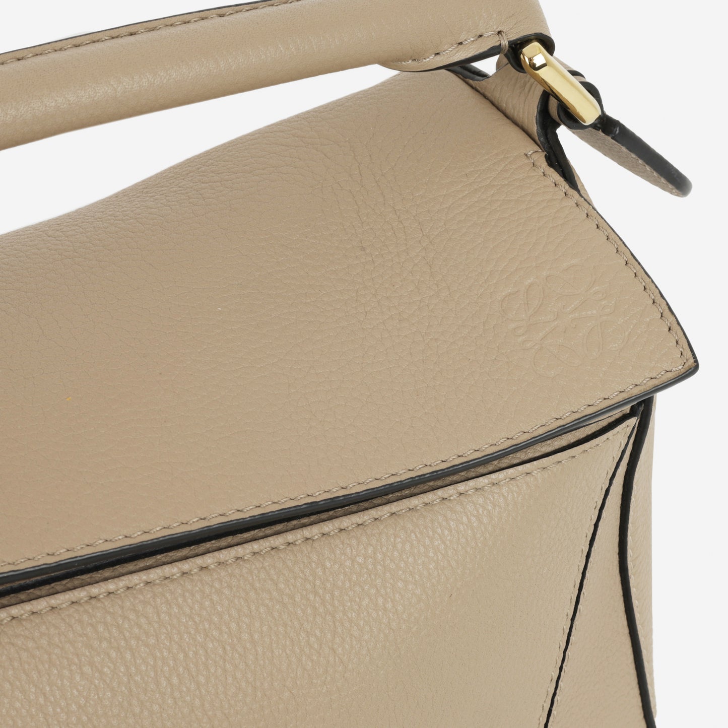 Loew Small Puzzle Bag - Sand Grained Calfskin | Gold Hardware