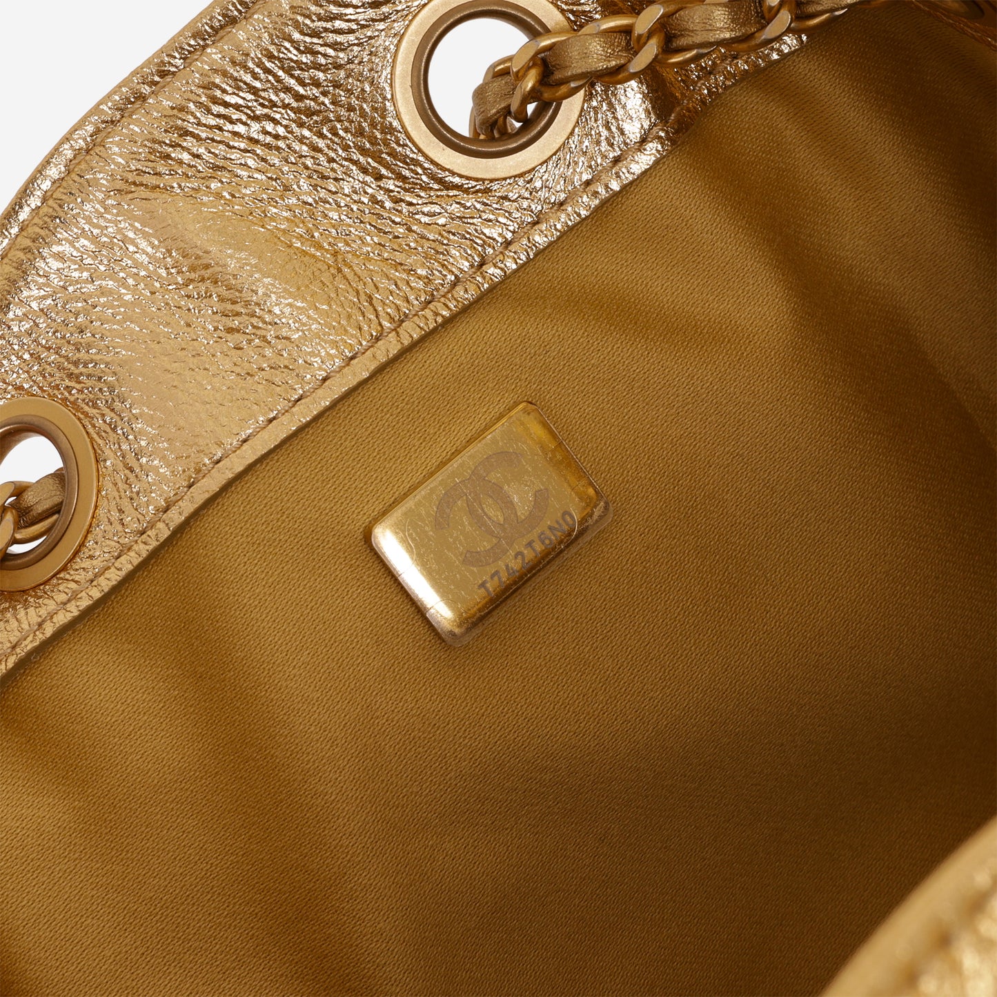 Chanel Small 25 Hobo - Gold Caviar | Gold Hardware