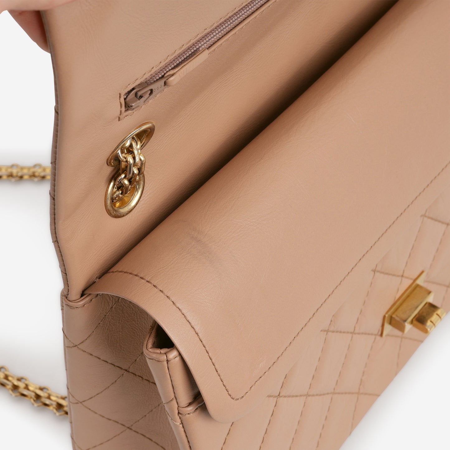 Chanel 2.55 Reissue 226 - Beige Crumpled Calfskin | Gold Hardware