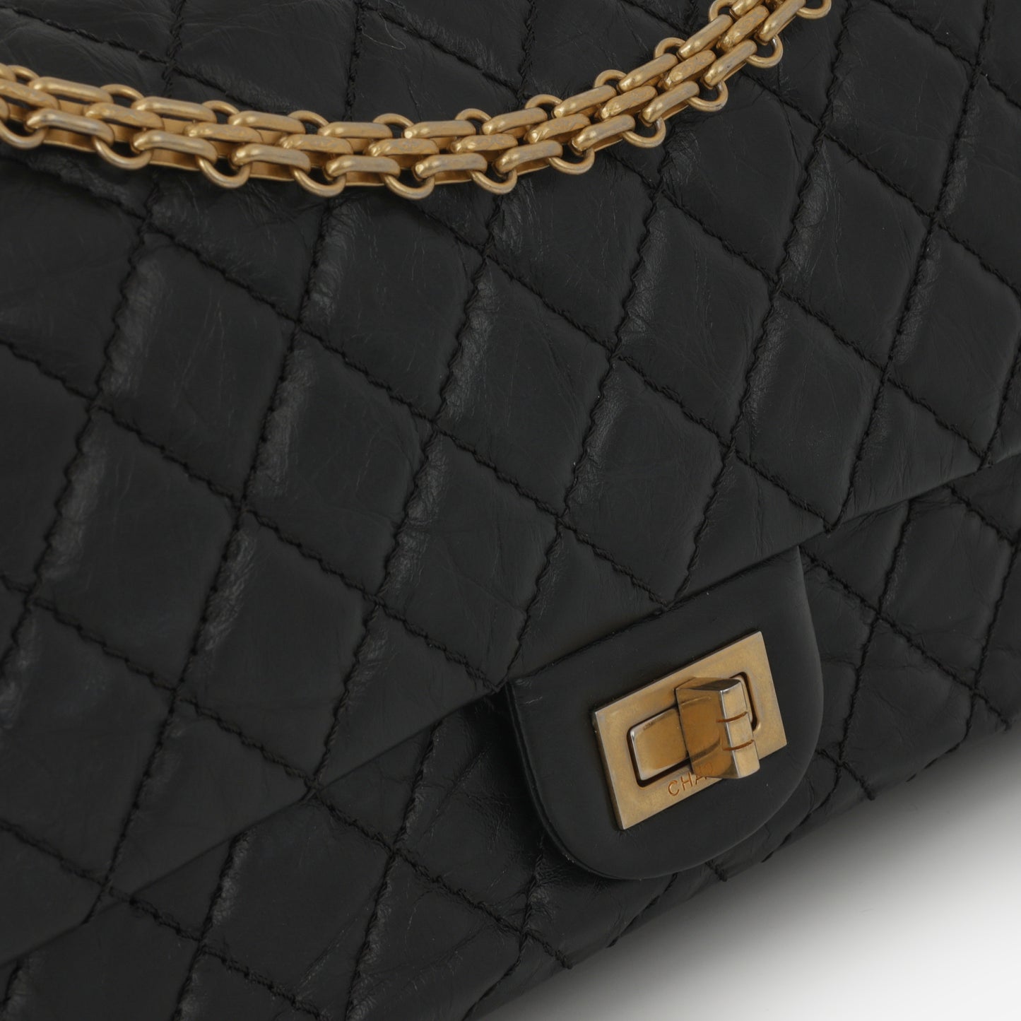 Chanel 2.55 Reissue 225 - Black Crumpled Calfskin | Gold Hardware