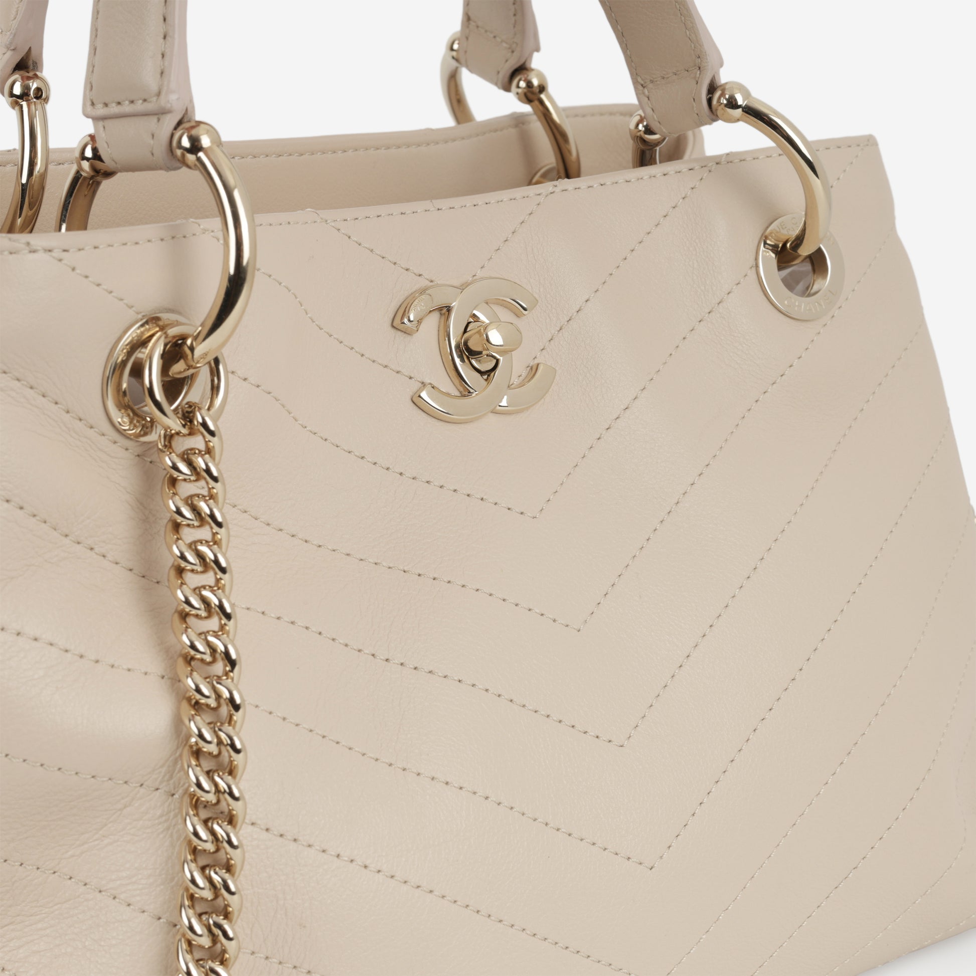 Chanel Small Chic Shopping Tote - Beige Chevron Calfskin | Champagne Gold Hardware - Bagista
