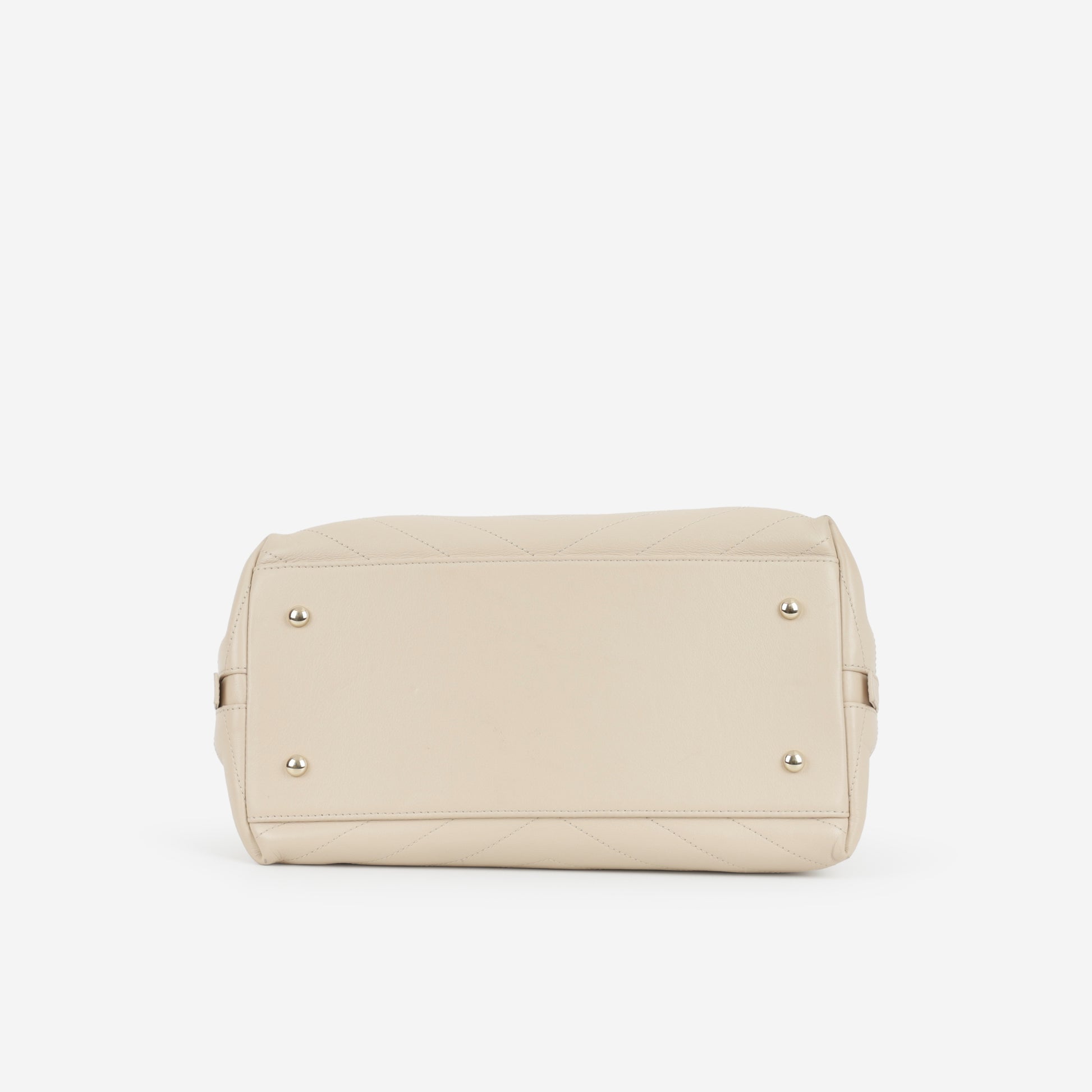 Chanel Small Chic Shopping Tote - Beige Chevron Calfskin | Champagne Gold Hardware - Bagista