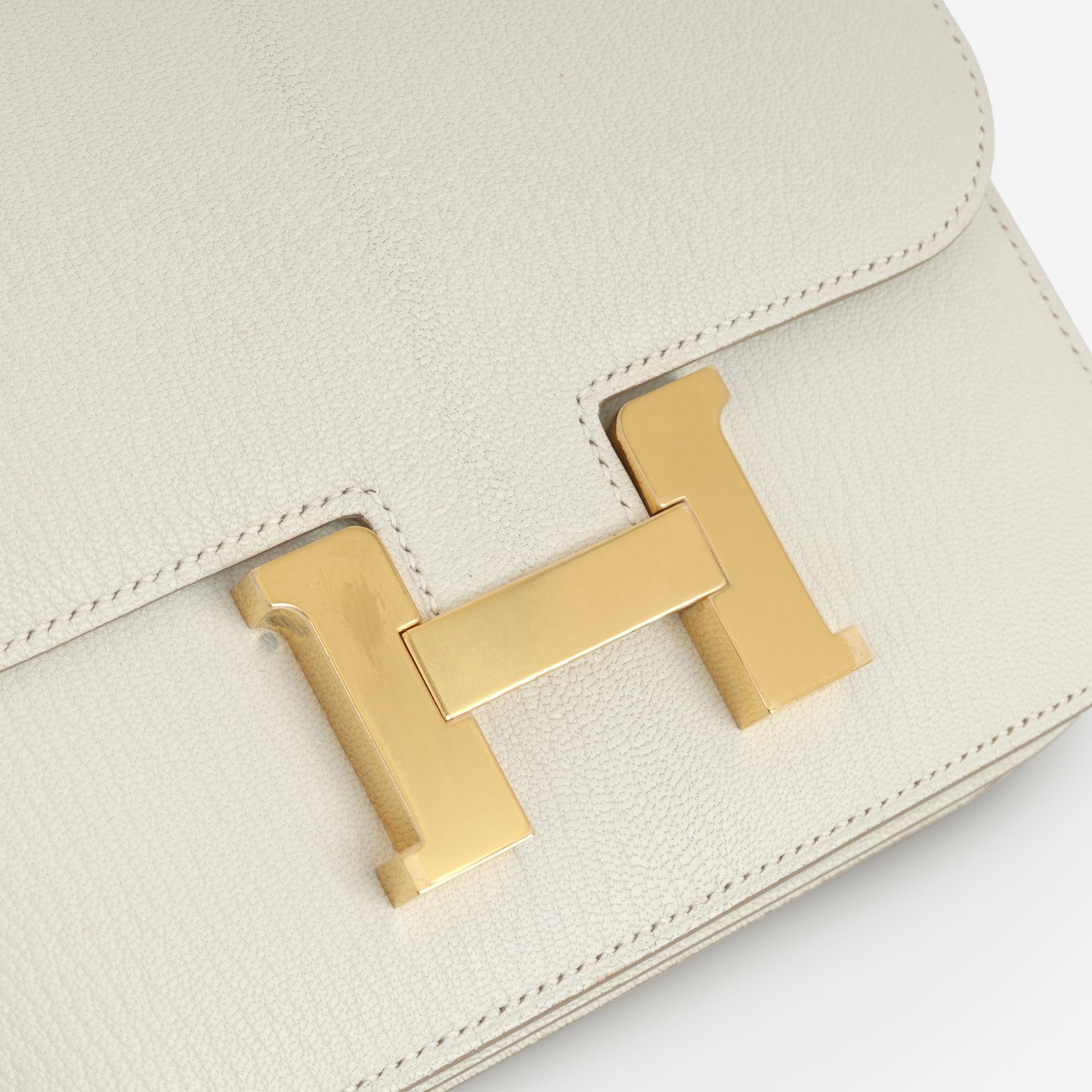 Hermès Verso Constance 18 - Mushroom Chevre Mysore / Biscuit Interior | Gold Hardware - Bagista