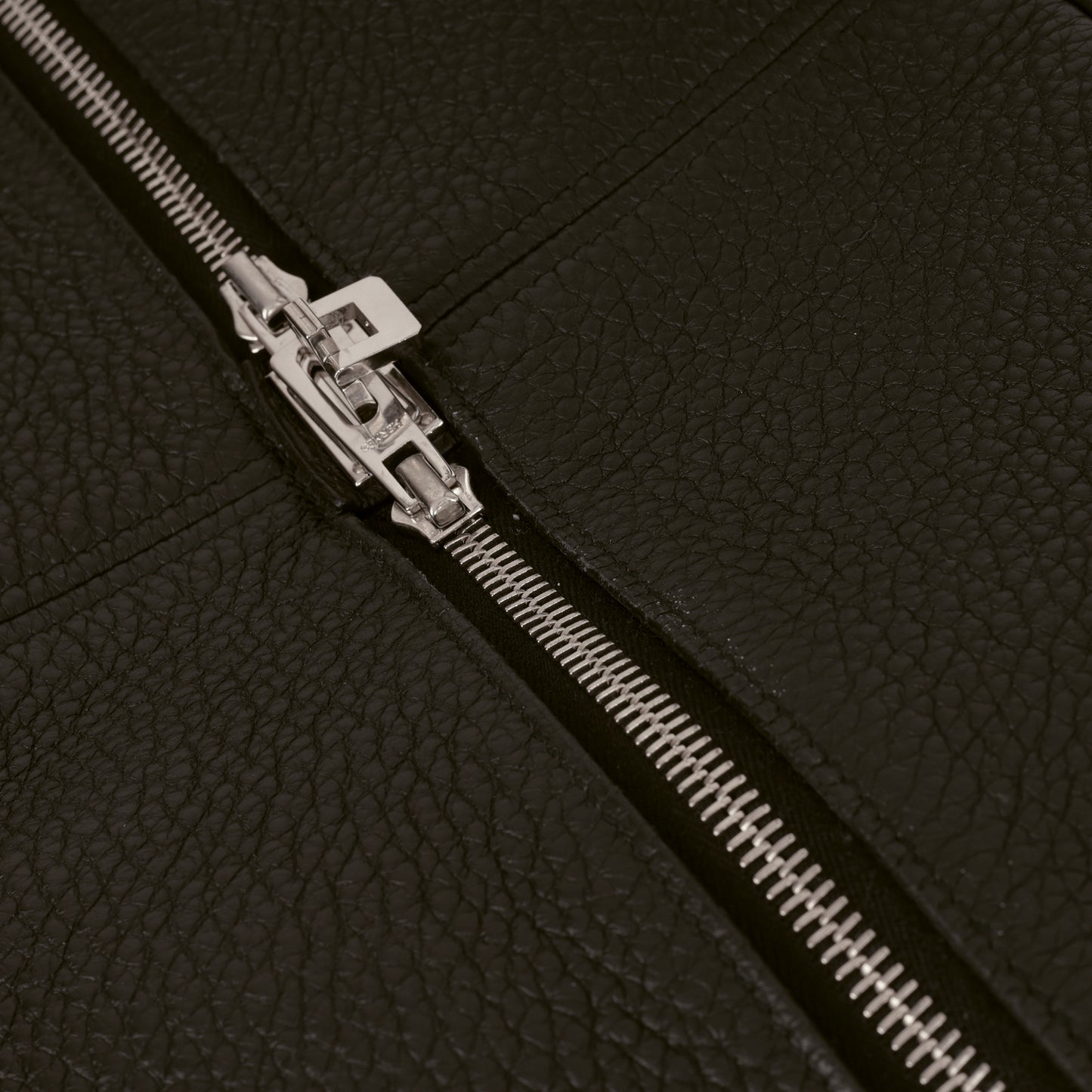 Hermès Victoria 50 - Black Clemence | Palladium Hardware