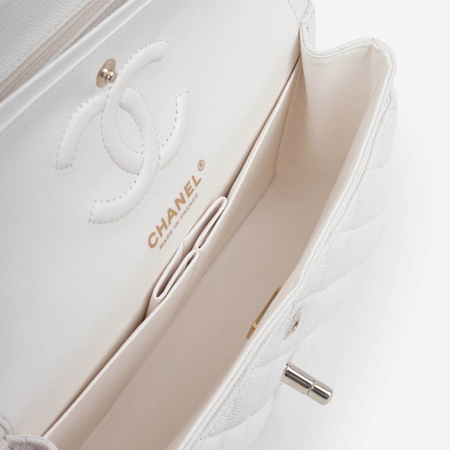 Small Classic Flap - White Caviar | Champagne Gold Hardware