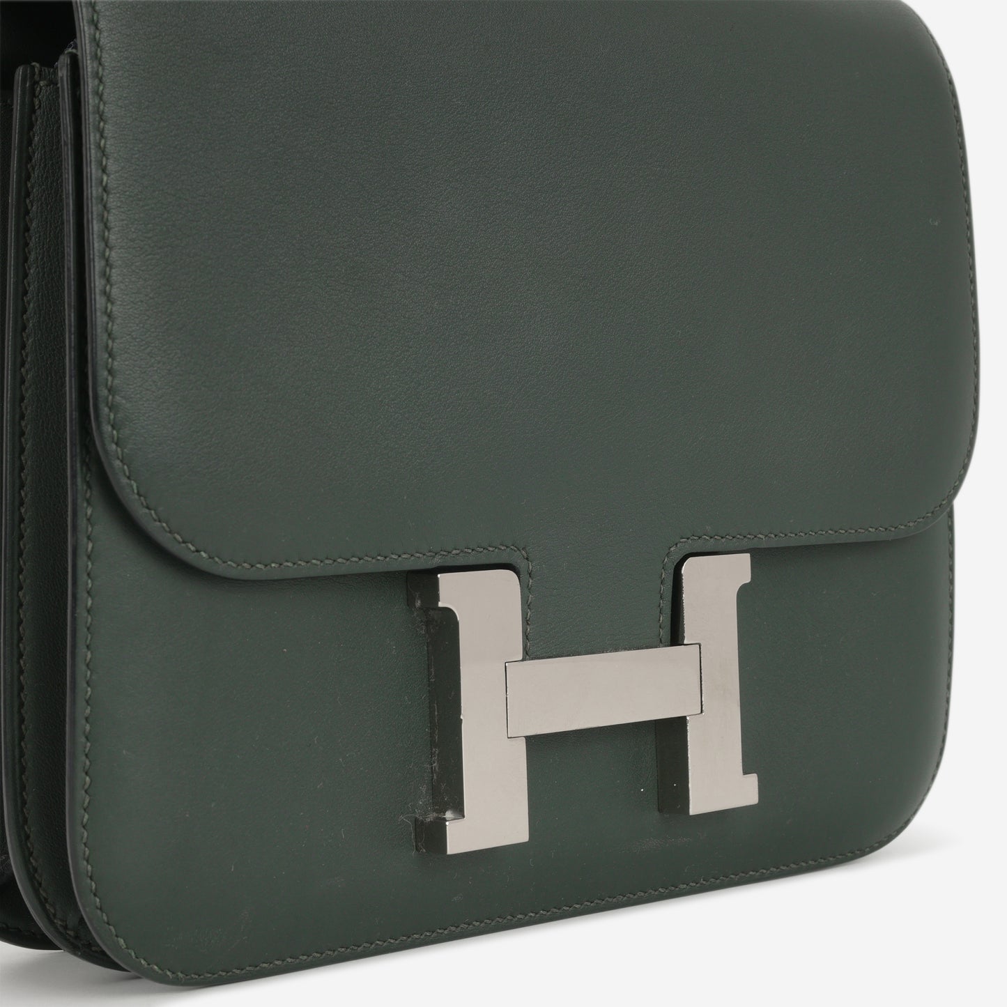 Hermès Constance 24 - Vert Fonce Swift | Palladium Hardware
