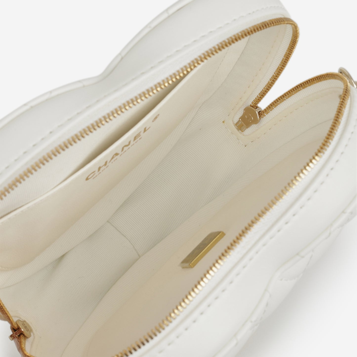 Chanel Large Heart Bag - White Lambskin | Champagne Gold Hardware