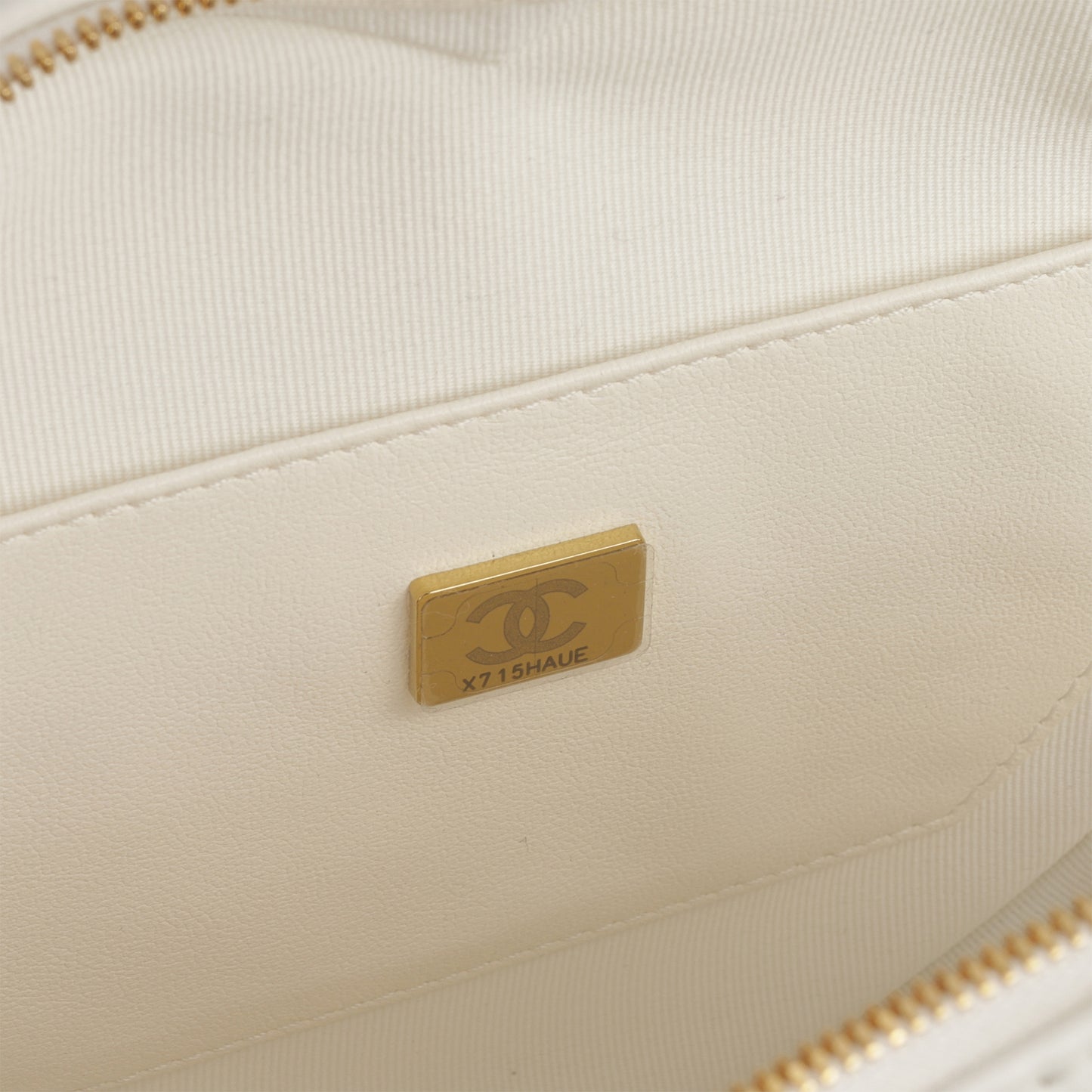 Chanel Large Heart Bag - White Lambskin | Champagne Gold Hardware