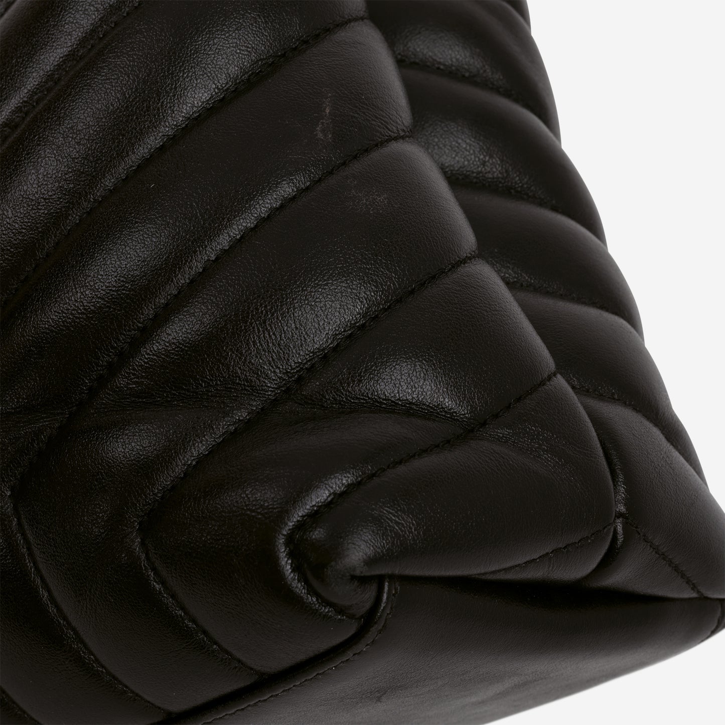 Saint Laurent Medium Loulou - Black Monochrome Calfskin