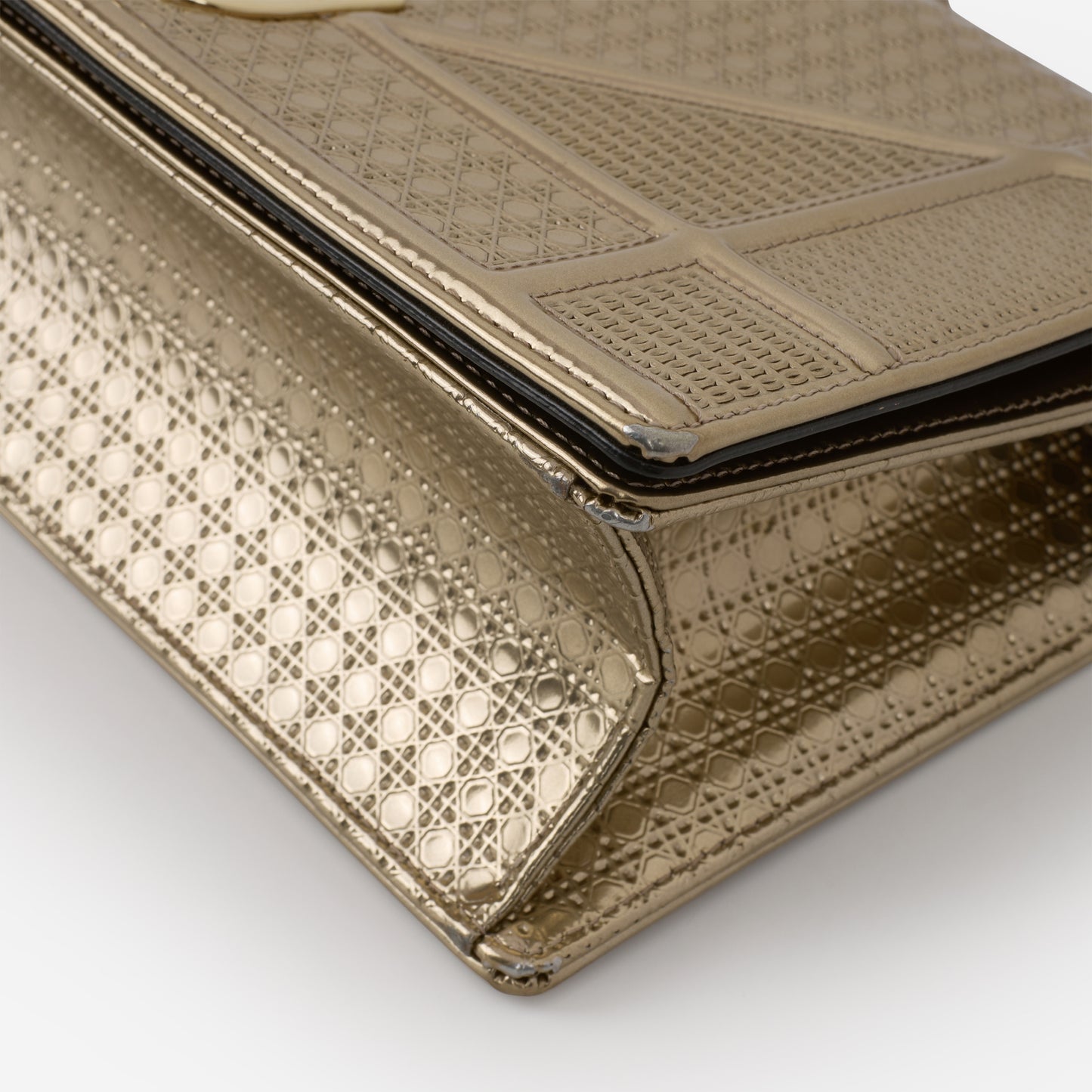 Dior Medium Diorama - Gold Metallic Micro Cannage | Champagne Gold Hardware