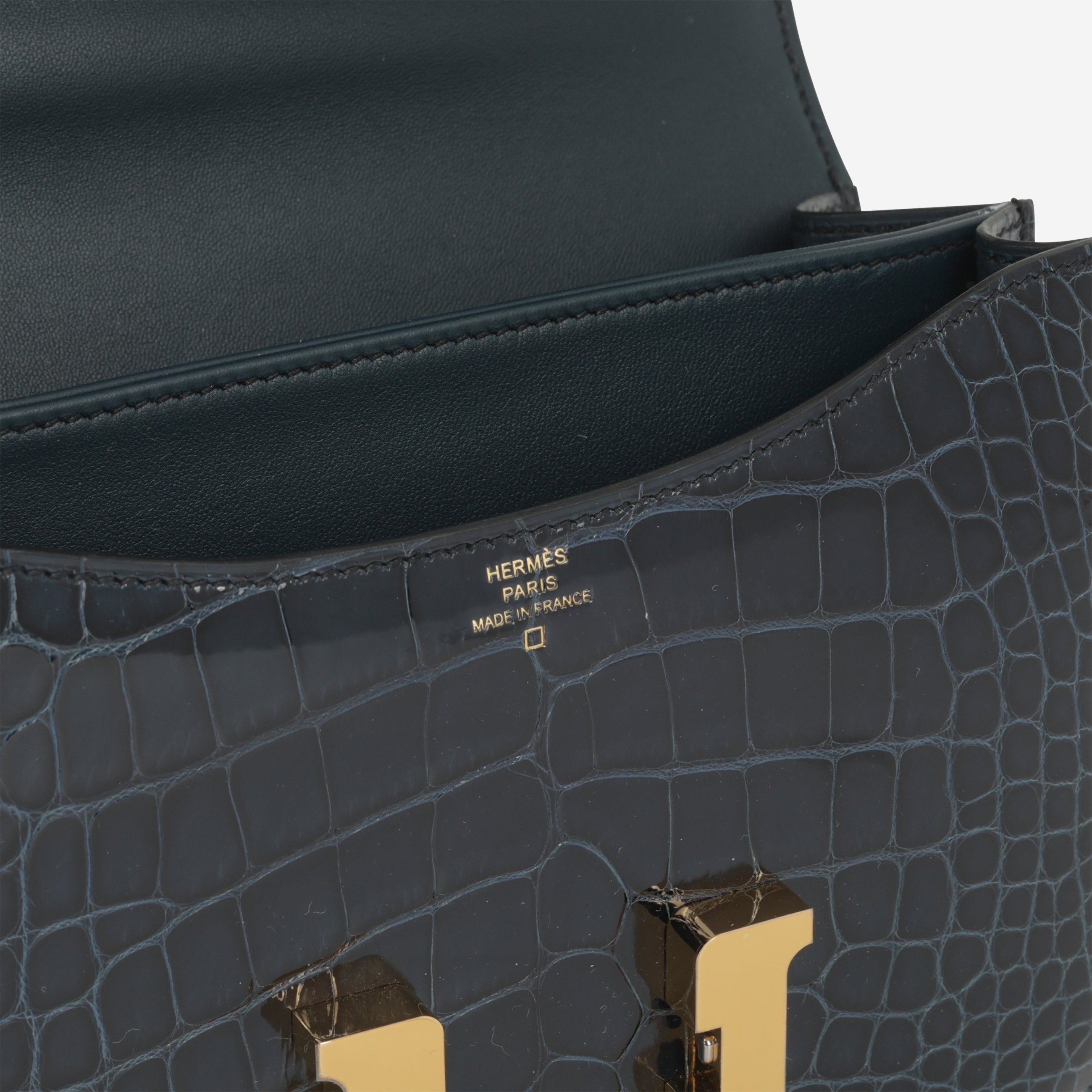 Hermès Constance 18 Vert Rousseau Alligator Lisse Gold Hardware