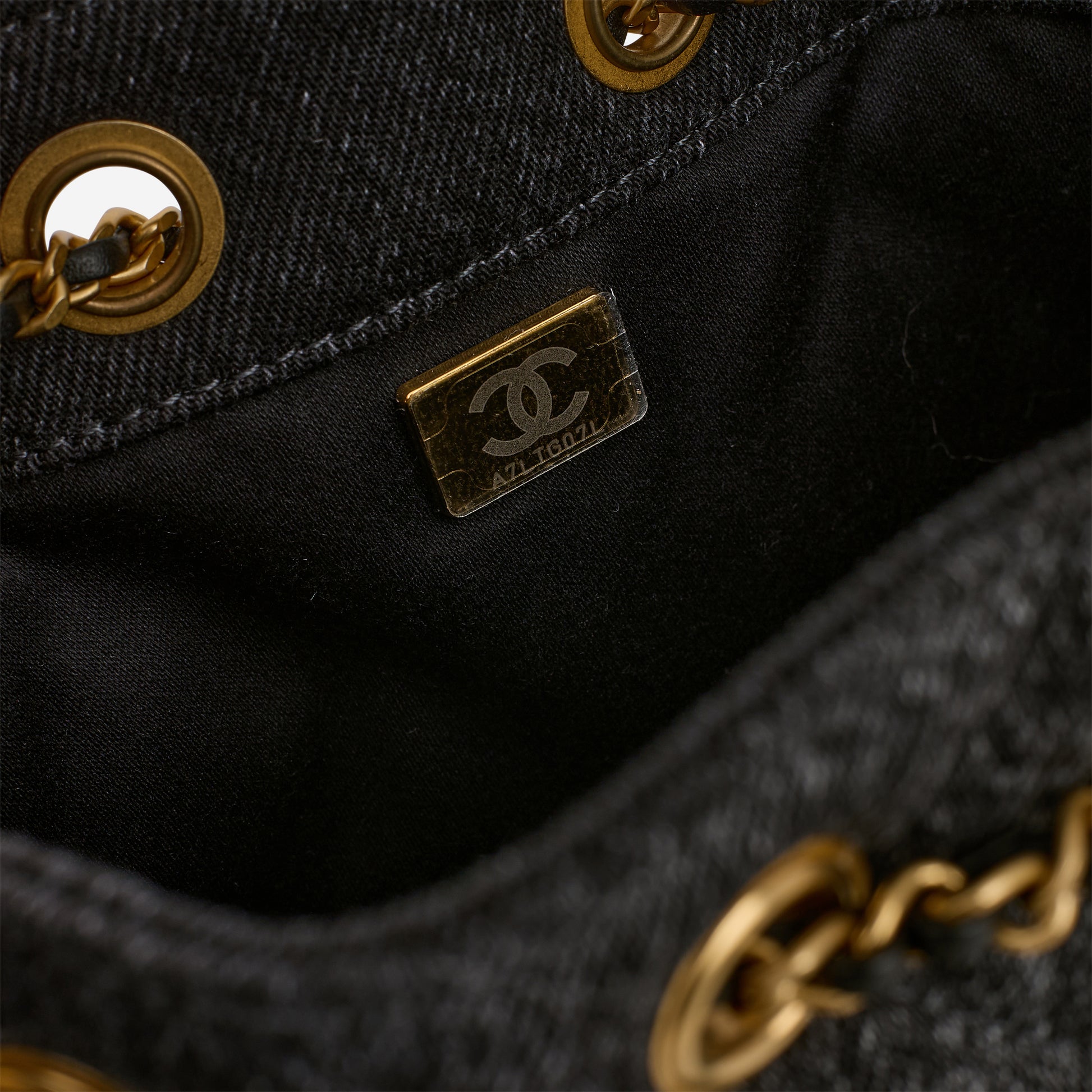 Chanel Mini 25 Hobo - Dark Denim Ombre | Aged Gold Hardware - Bagista