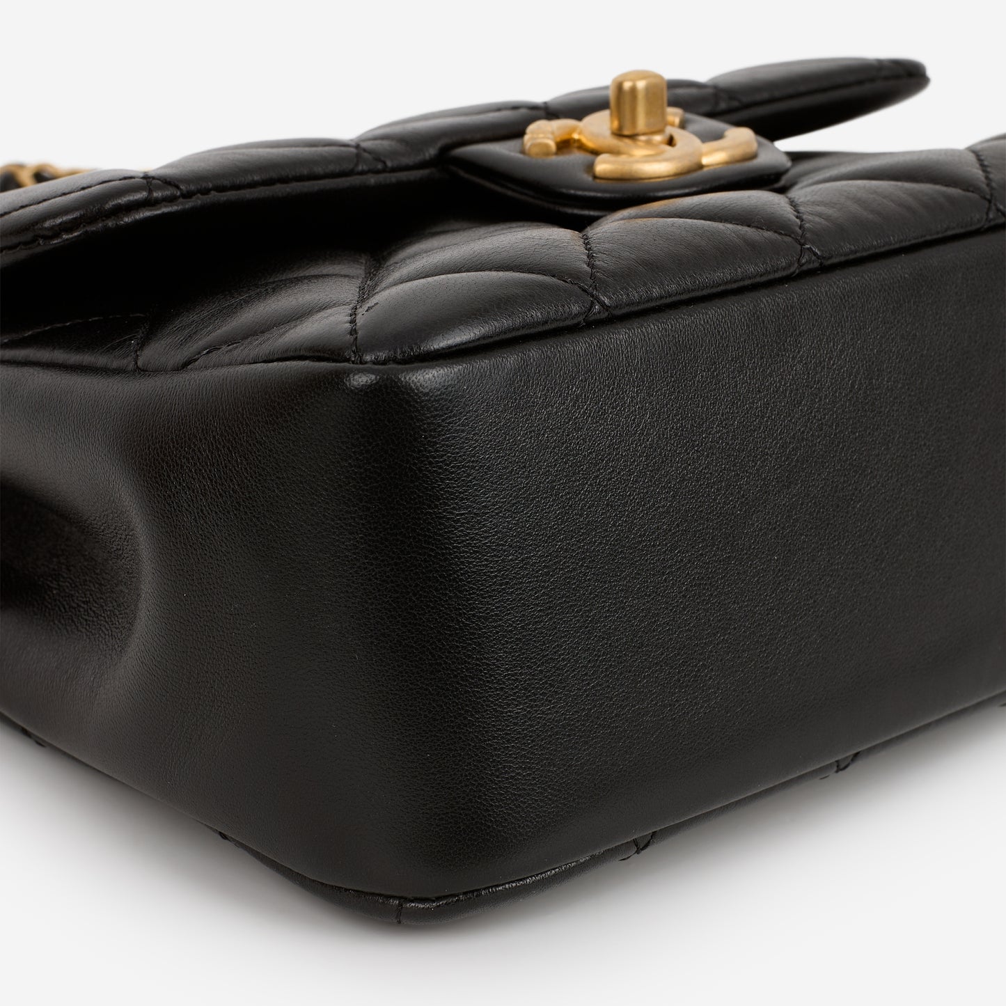 Chanel 24P Pearl Twist Square Flap - Black Lambskin | Gold Hardware - Bagista