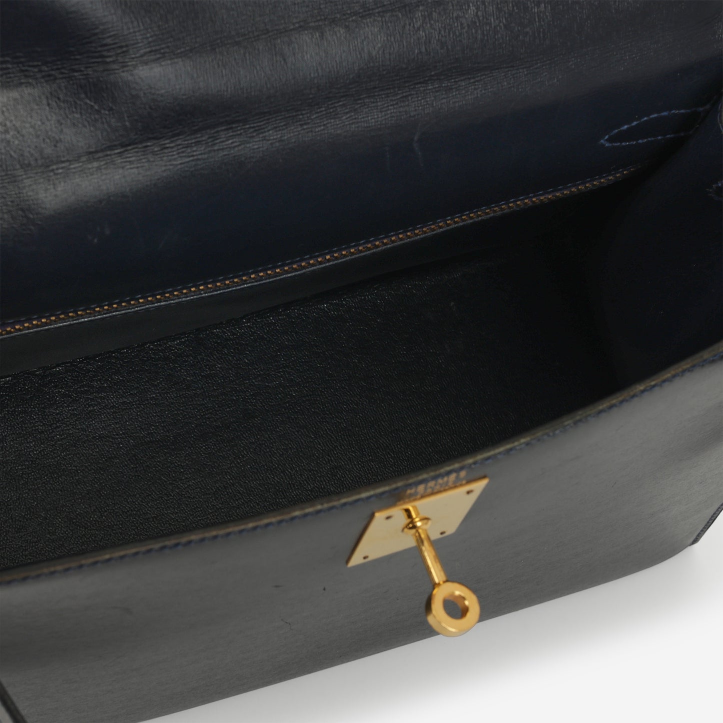 Hermès Vintage Kelly 28 - Bleu Marine Box Calf | Gold Hardware - Bagista