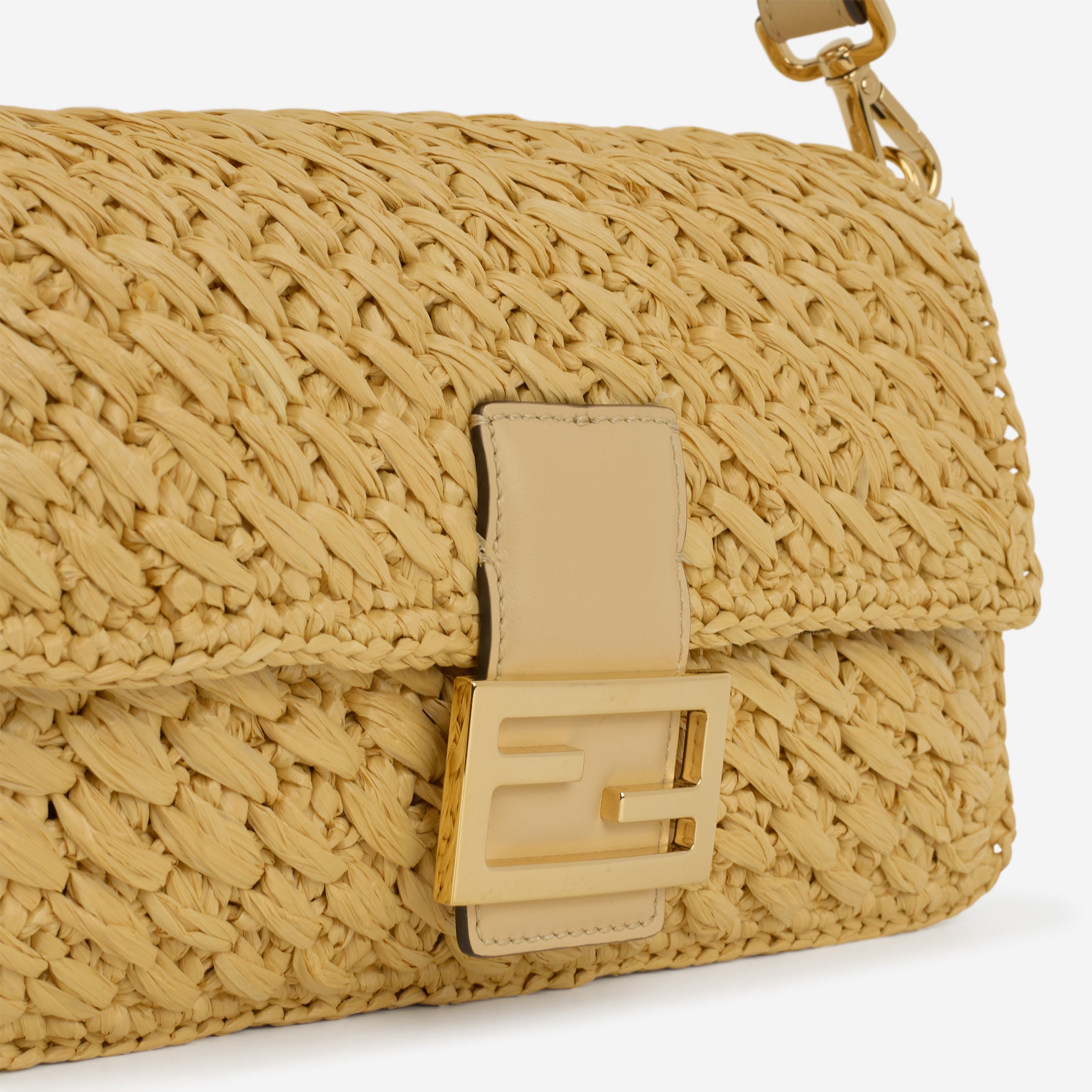 Fendi - Medium Baguette - Natural Straw Crochet - CGHW - Pre-Loved
