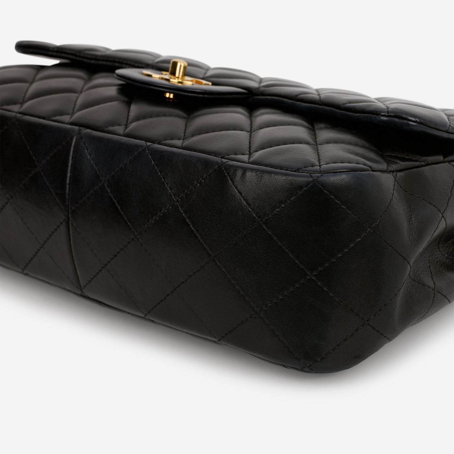 Chanel Single Flap Jumbo - Black Lambskin | Gold Hardware - Bagista