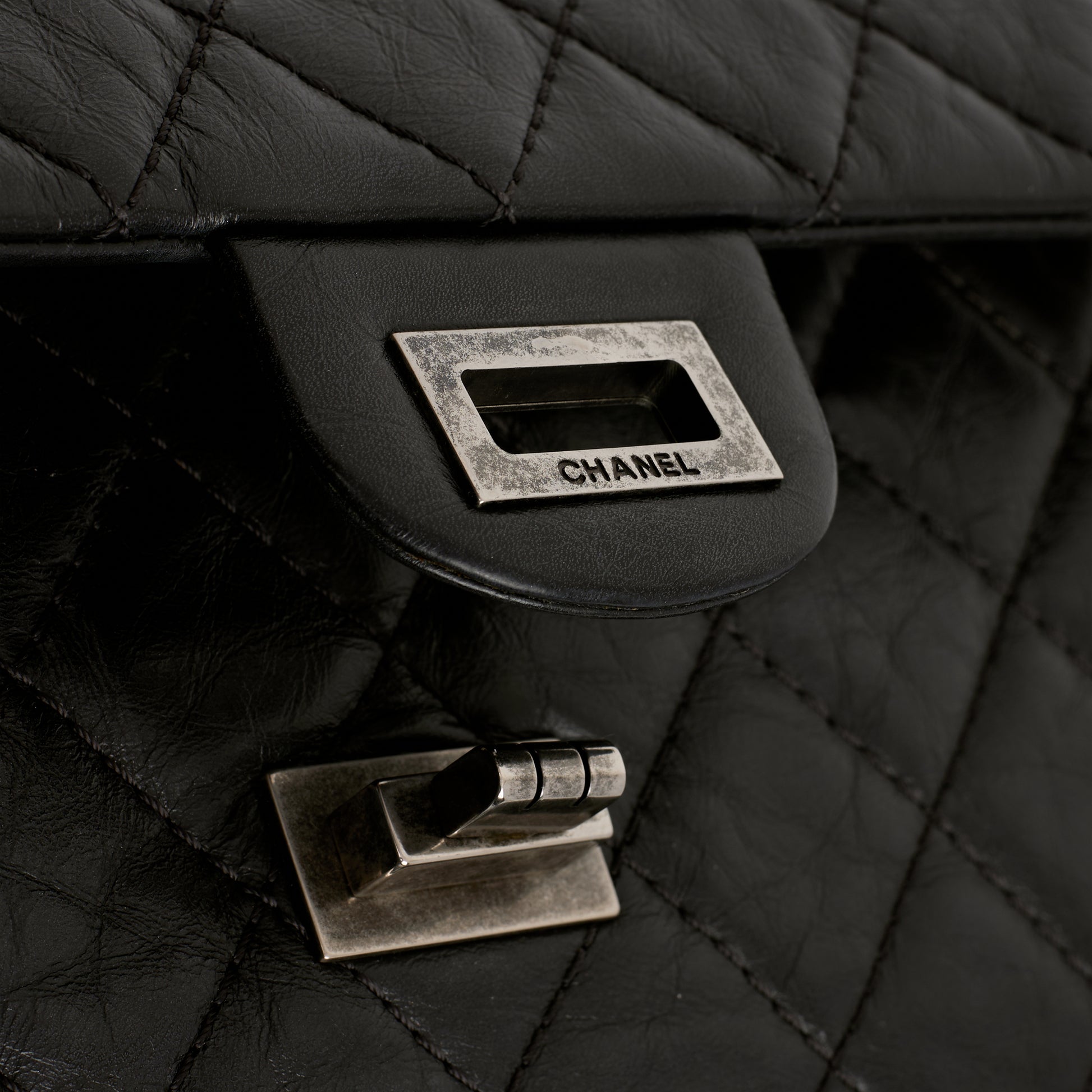 Chanel 2.55 Reissue 224 - Black Crumpled Calfskin | Silver Hardware - Bagista
