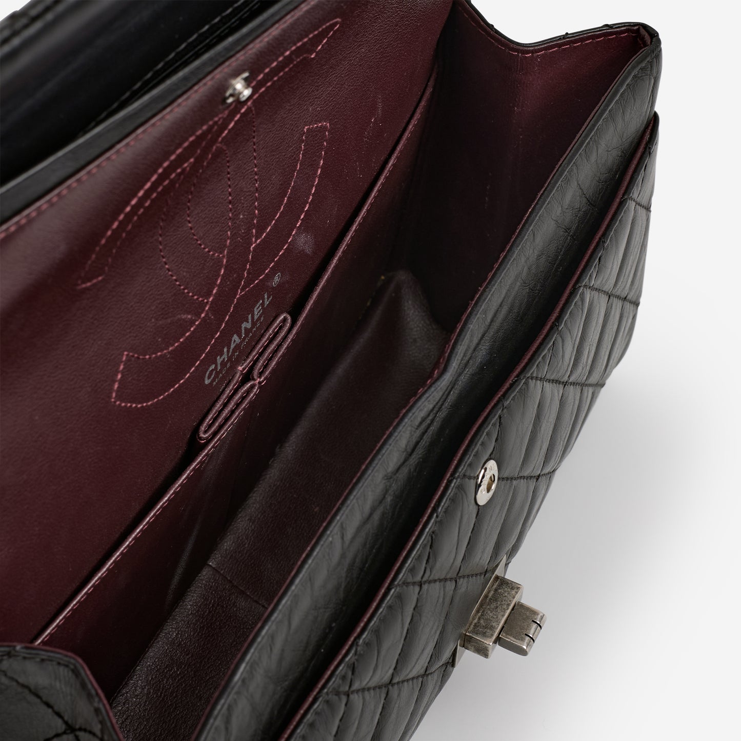 Chanel 2.55 Reissue 224 - Black Crumpled Calfskin | Silver Hardware - Bagista