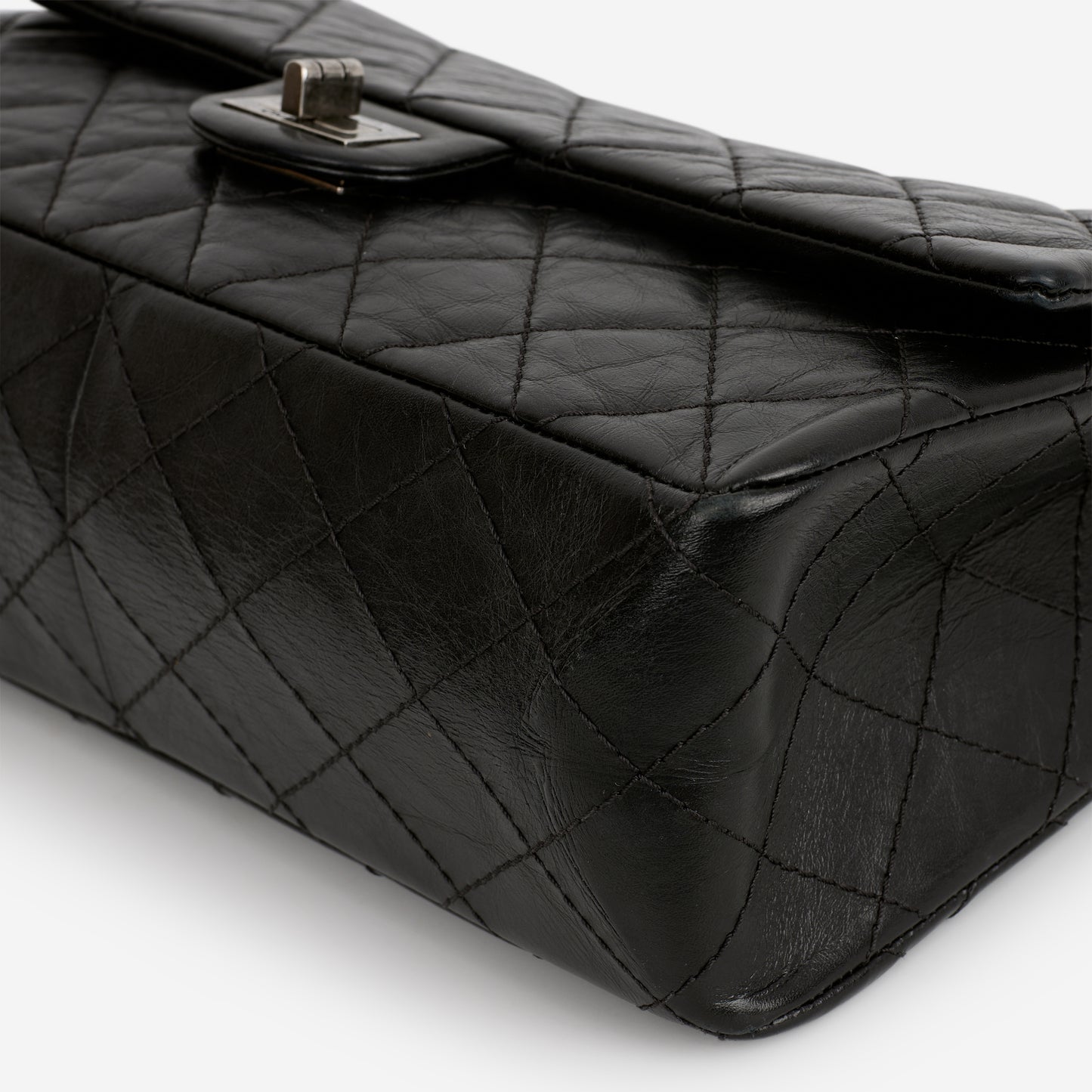 Chanel 2.55 Reissue 224 - Black Crumpled Calfskin | Silver Hardware - Bagista