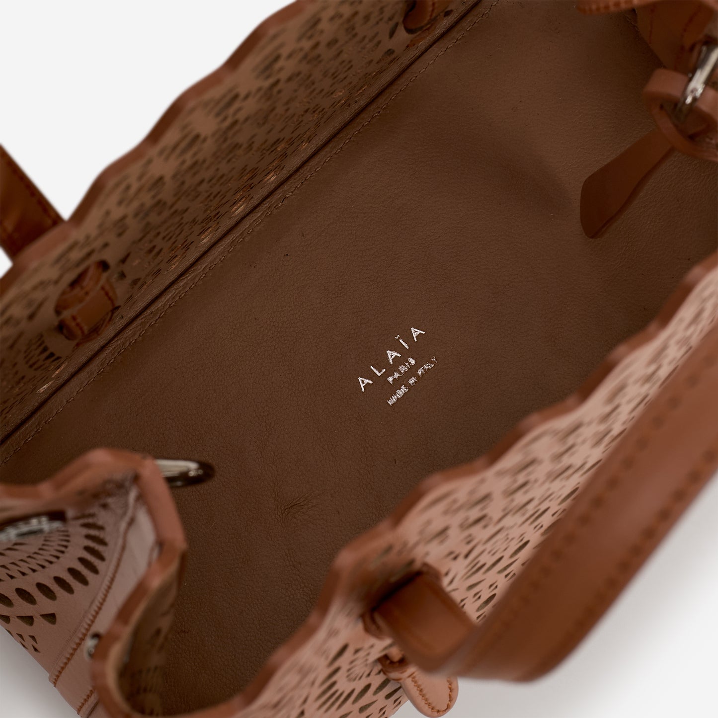 AlaÏa Mina 20 - Brown Vienne Motif Calfskin | Silver Hardware