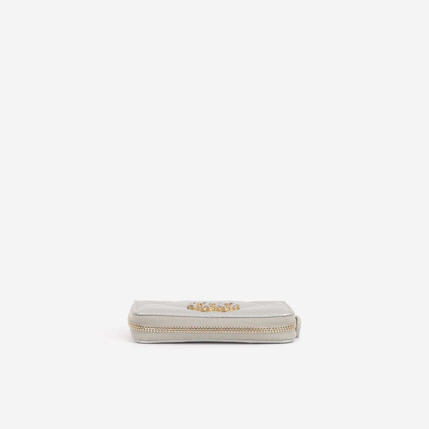 Chanel 19 Zipped Coin Purse - Silver Metallic Lambskin | Gold Hardware