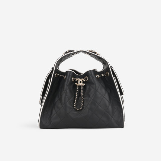 Chanel SS26 Small 25 Hobo - Black / White Calfskin | Gold Hardware