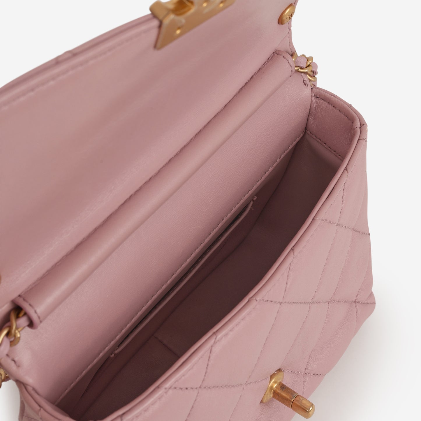 Chanel CC Pearl Mini Flap - Pink Lambskin | Aged Gold Hardware