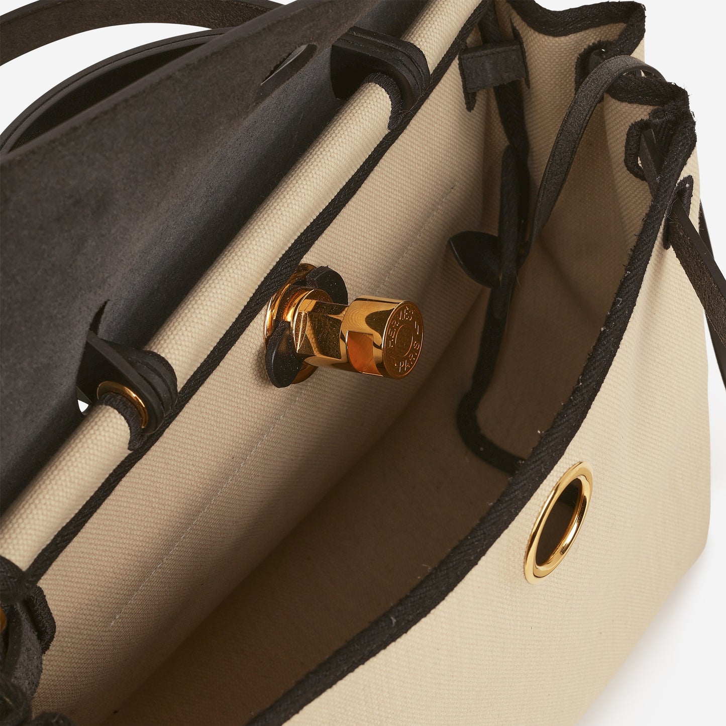 Hermès Herbag 31 - Beton Canvas / Black Hunter | Gold Hardware