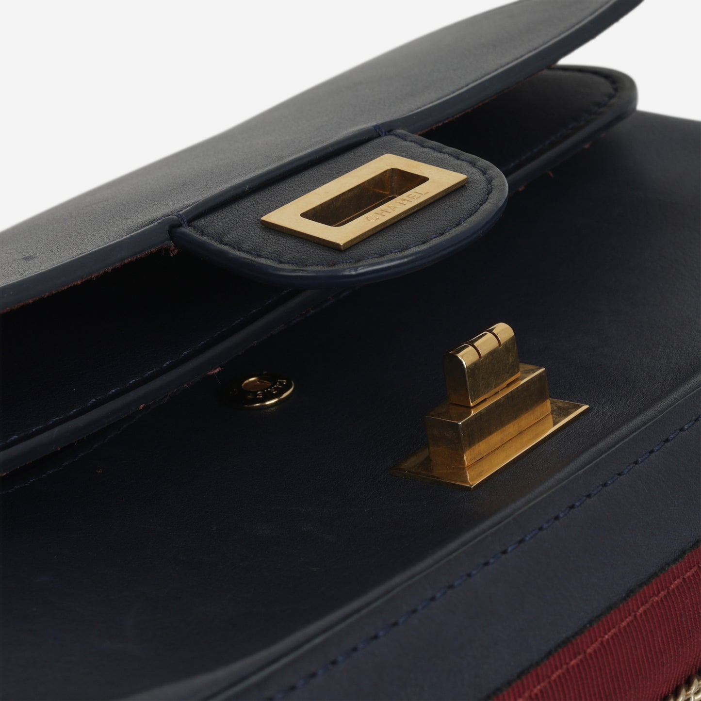 Chanel Paris-Hamburg 2.55 Re-Issue 225 - Navy Lambskin | Gold Hardware