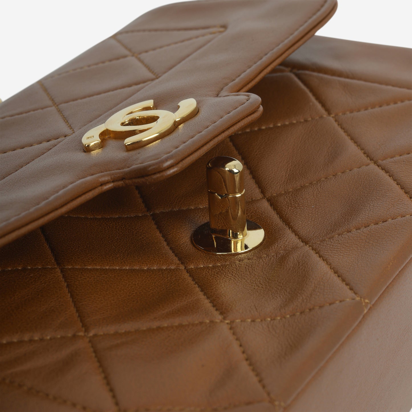 Chanel Vintage Small Diana Flap - Brown Lambskin | Gold Hardware