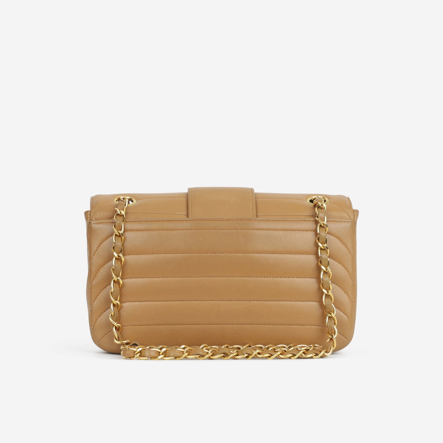 Chanel Vintage Horizontal Flap Bag - Beige Lambskin | Gold Hardware