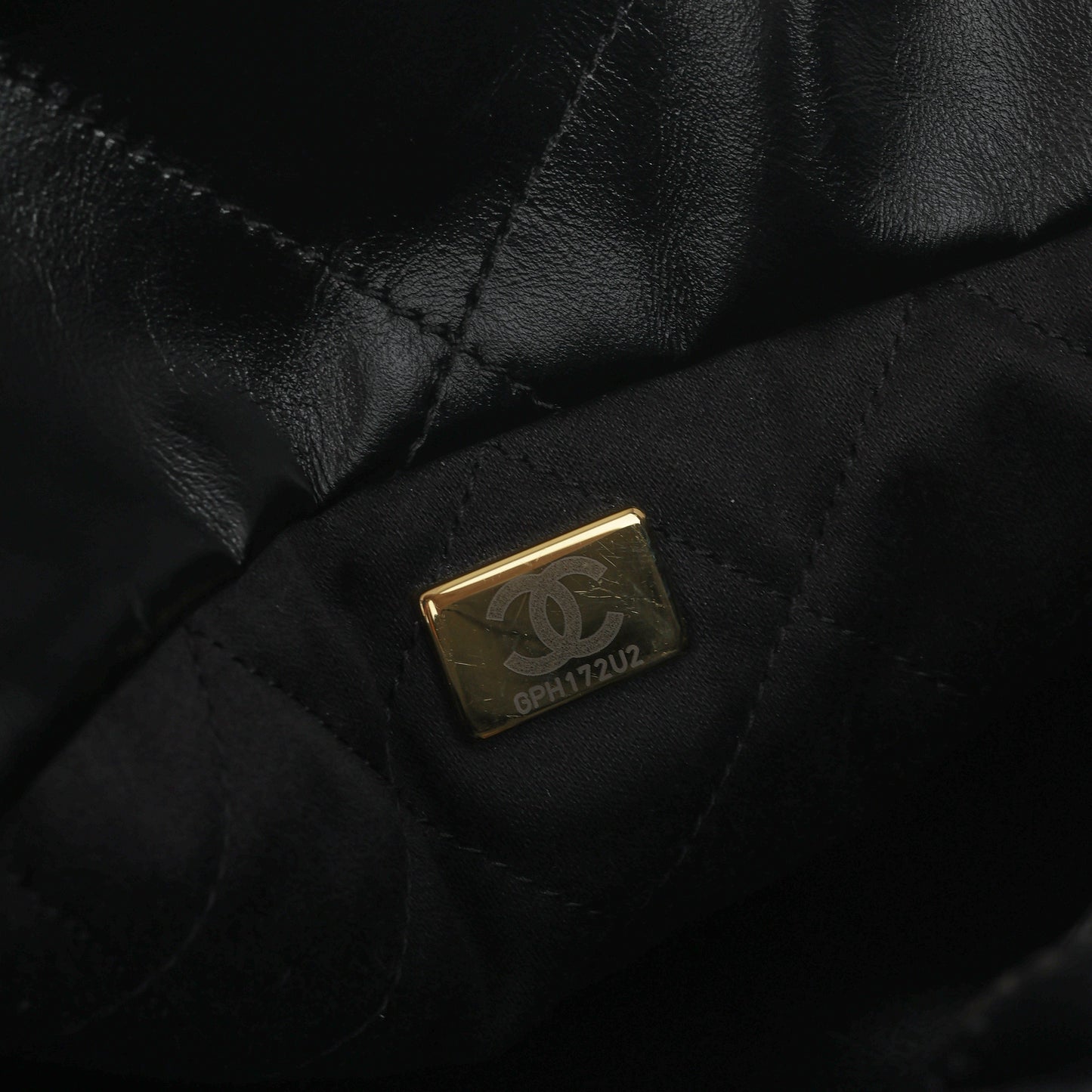 Chanel Medium 22 Hobo - Black Shiny Calfskin | Aged Gold Hardware