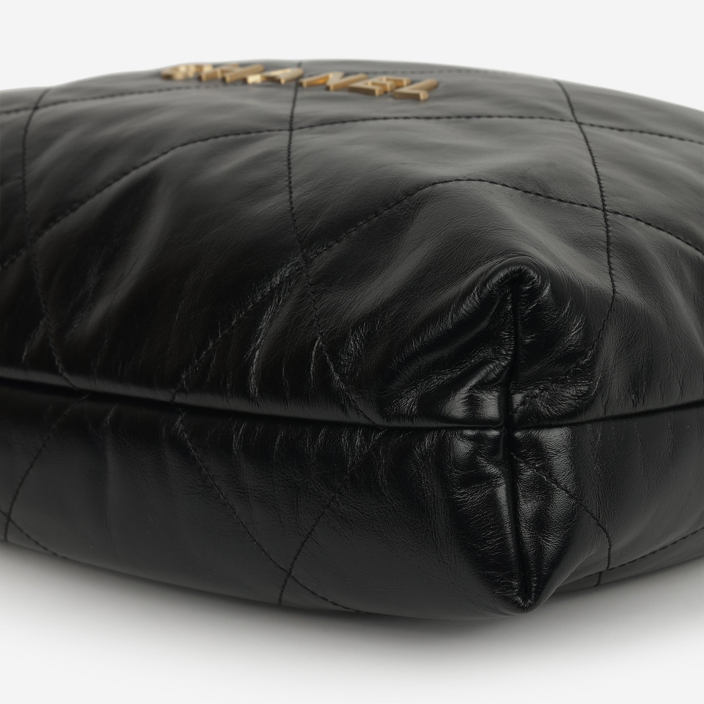 Chanel Medium 22 Hobo - Black Shiny Calfskin | Aged Gold Hardware