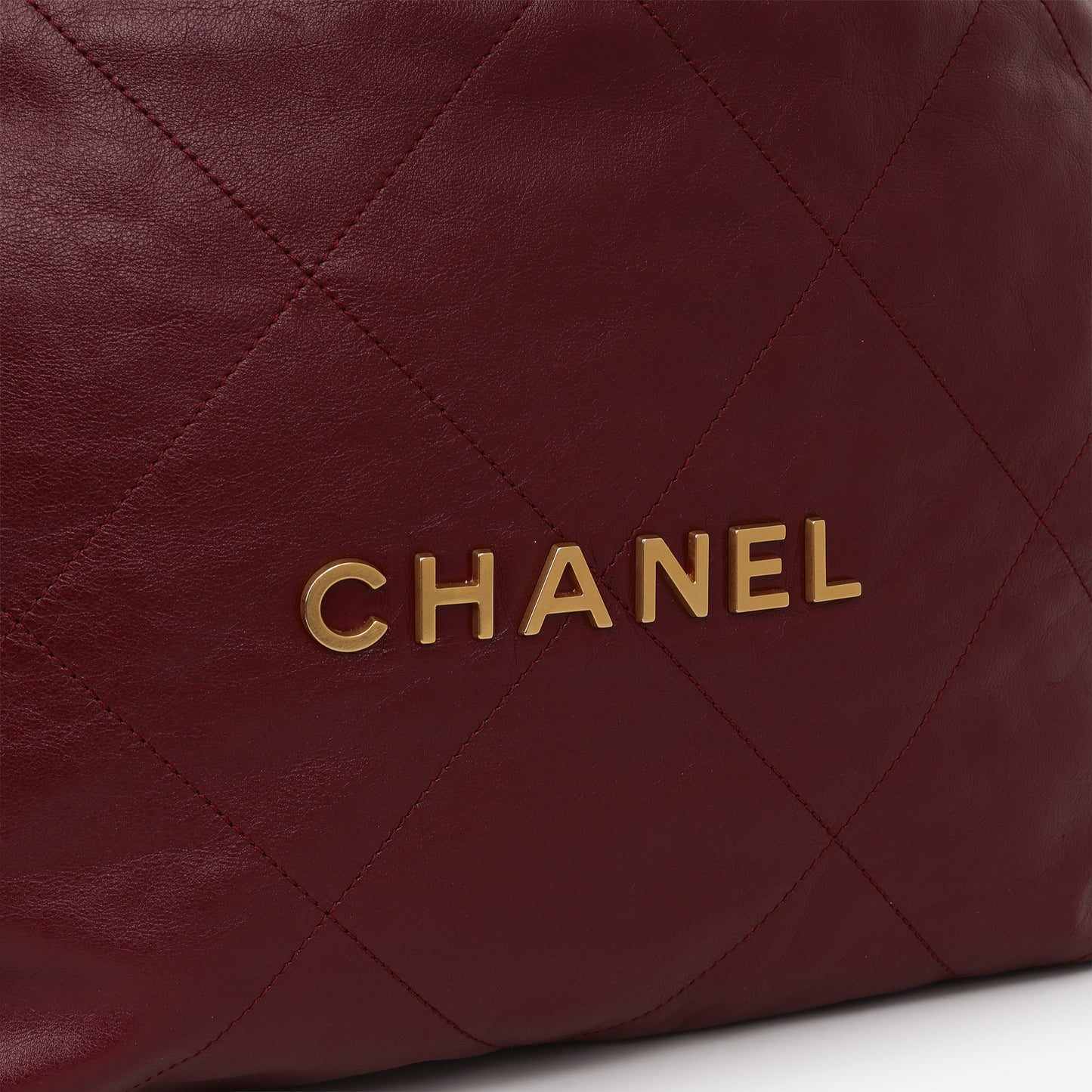 Chanel Medium 22 Hobo - Burgundy Shiny Calfskin | Aged Gold Hardware